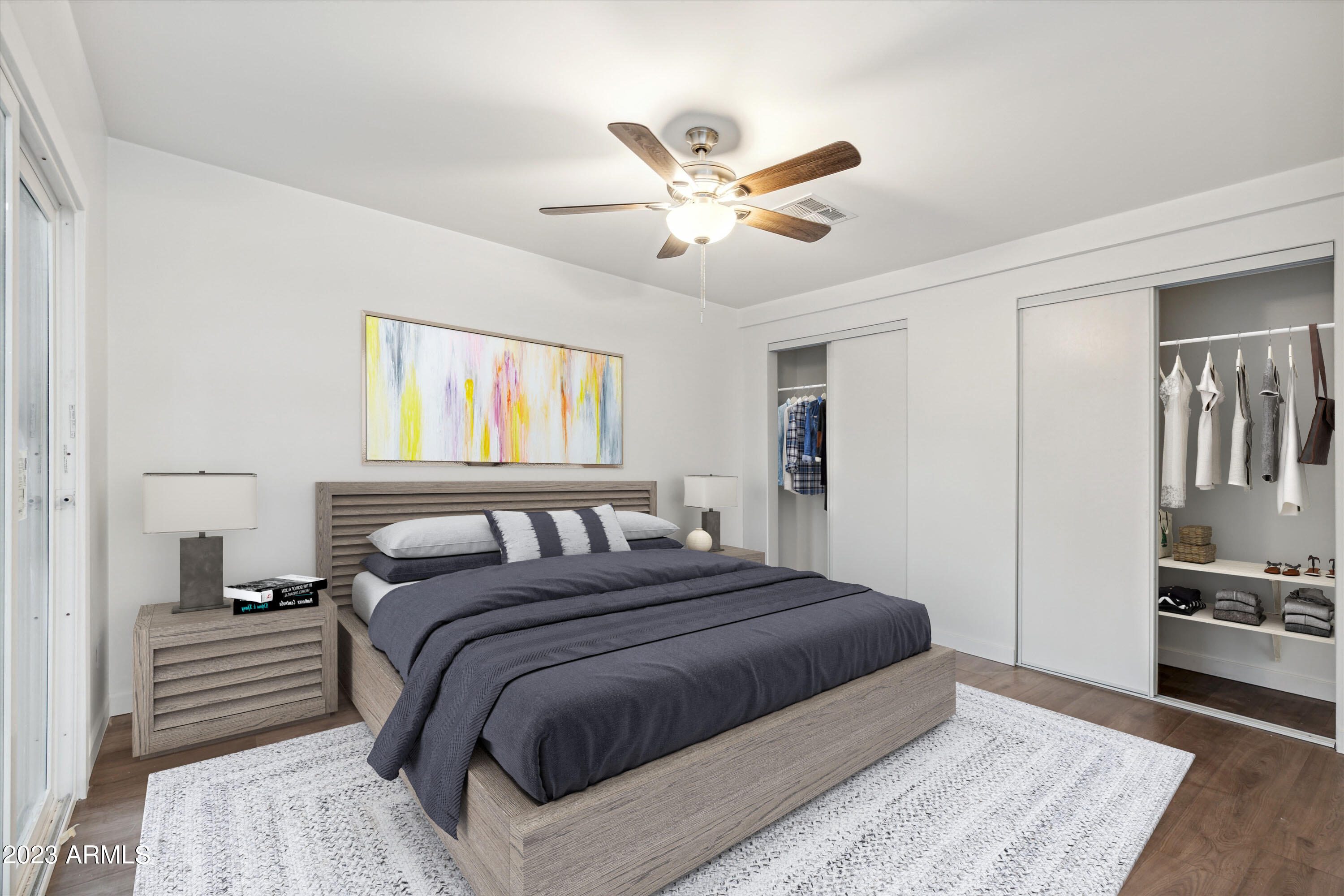 2214 W PARADISE Drive