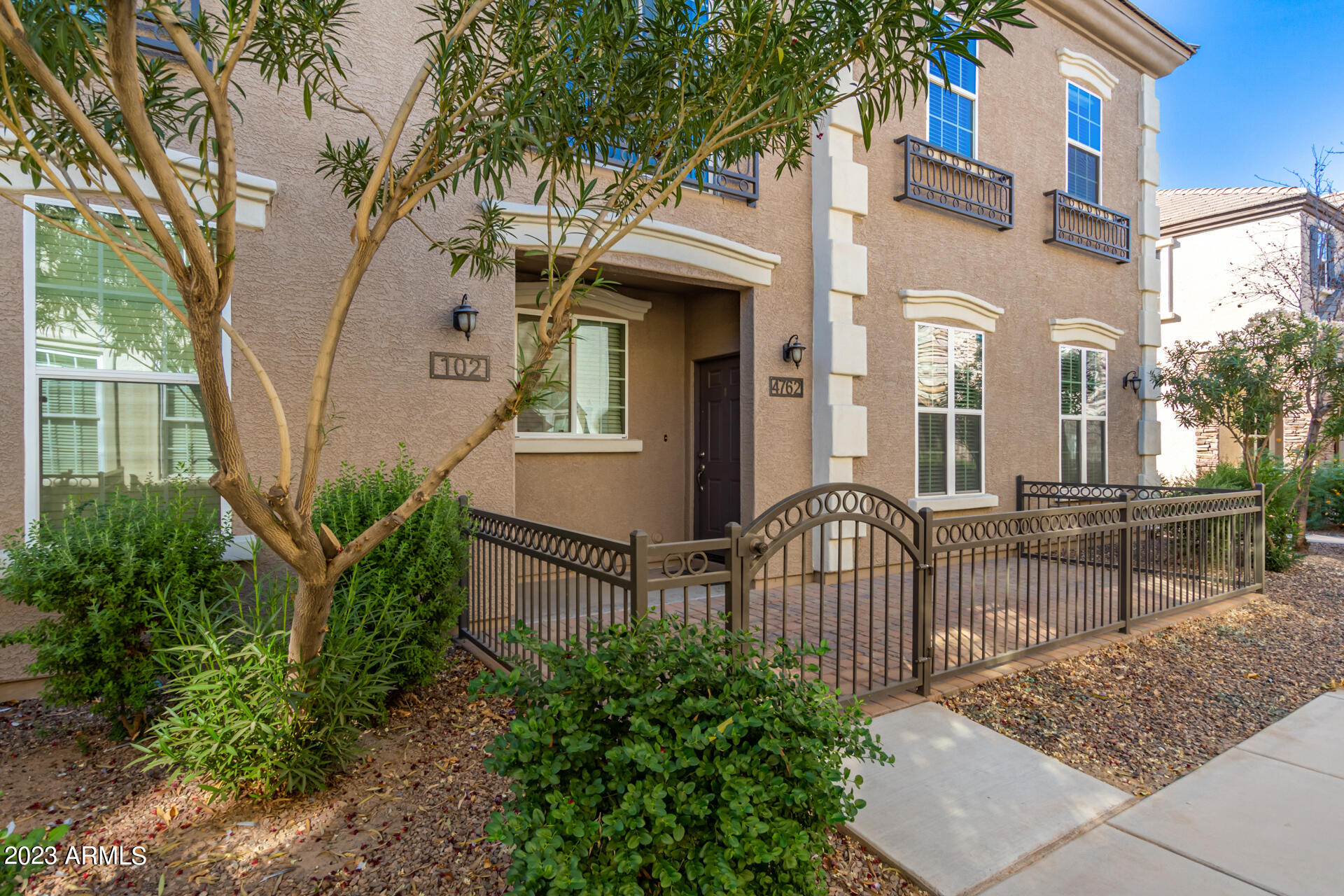 4762 E PORTOLA VALLEY Drive, 102