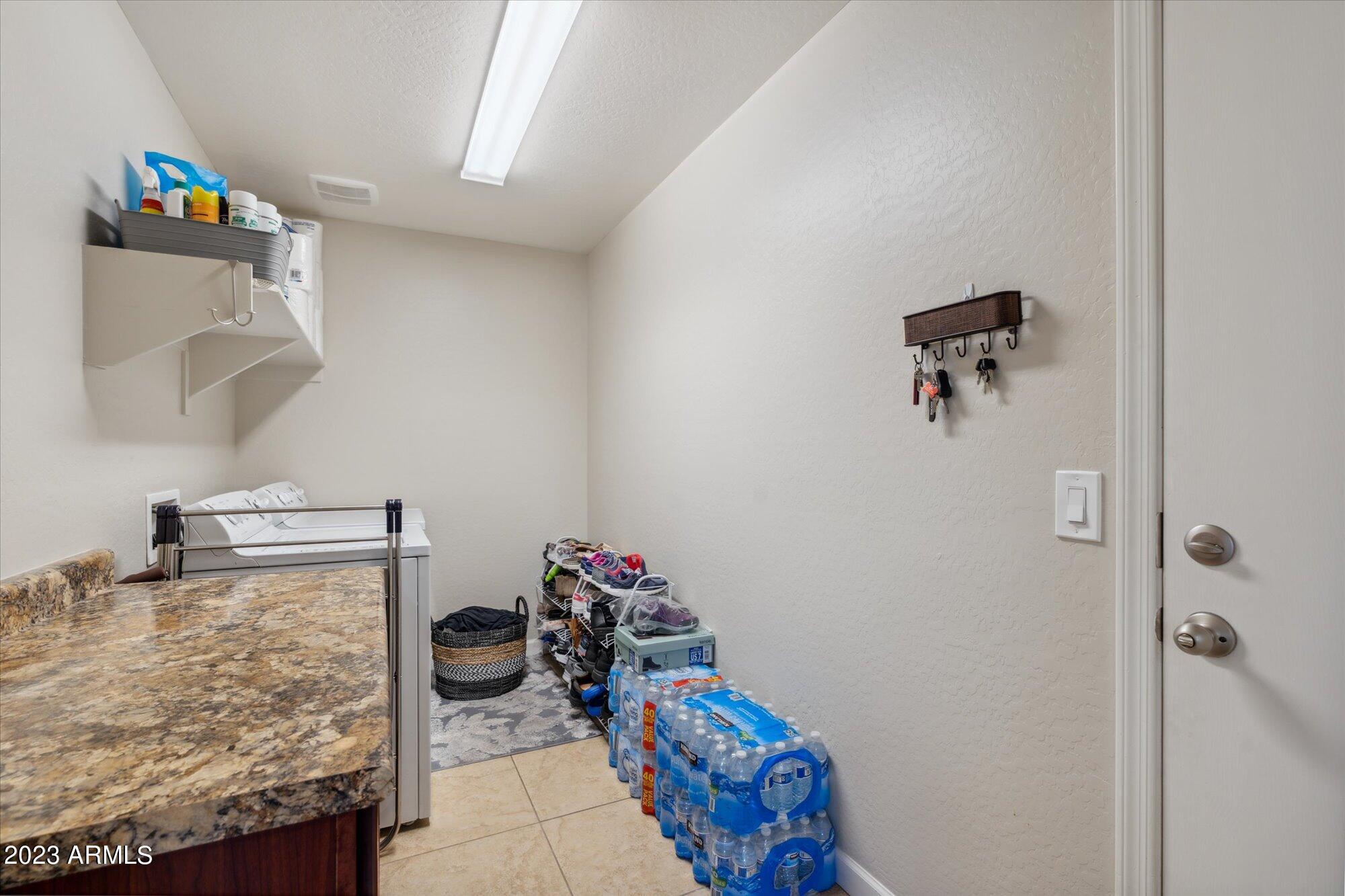 5708 E ARTEMIS Drive