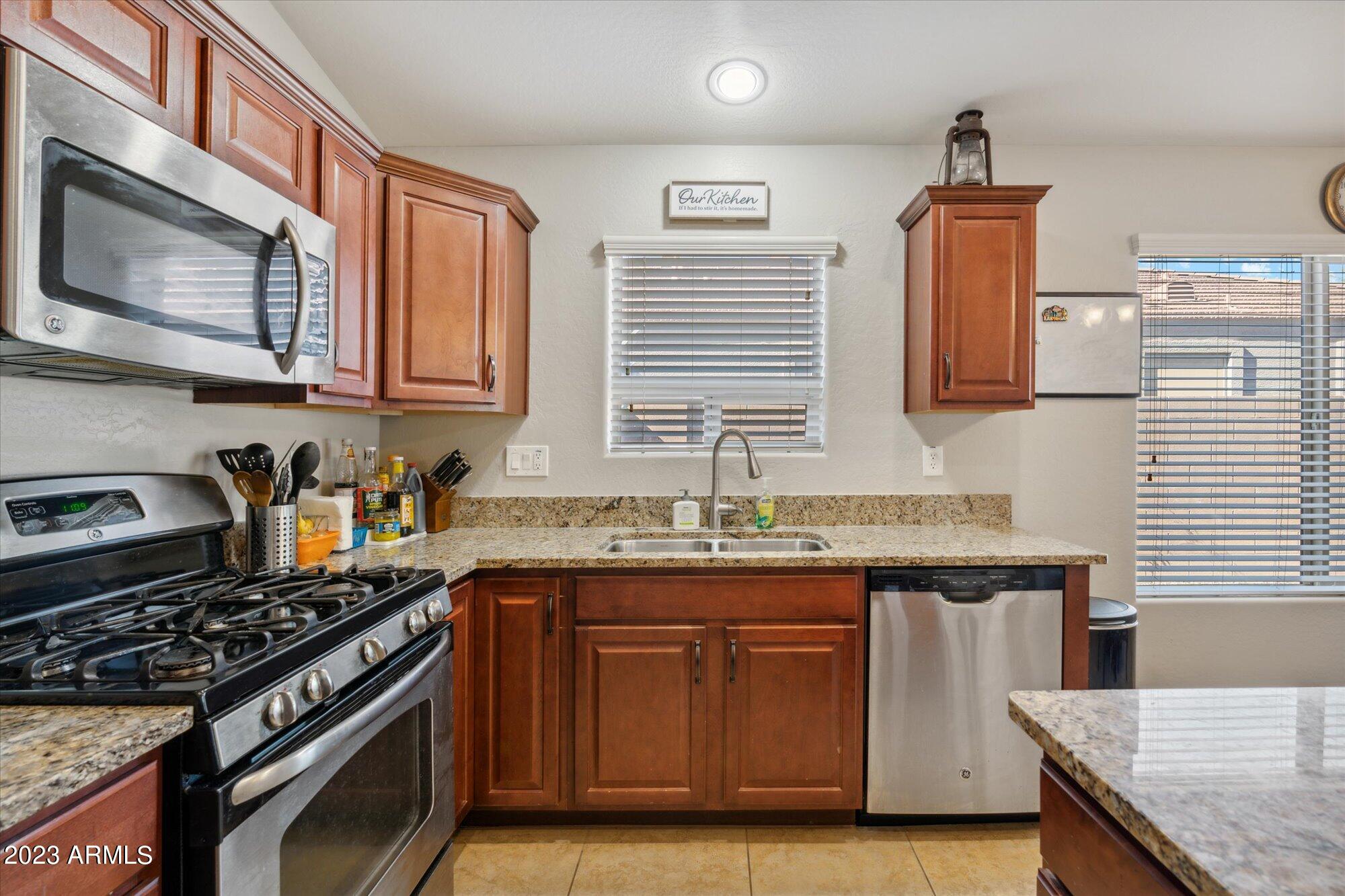 5708 E ARTEMIS Drive