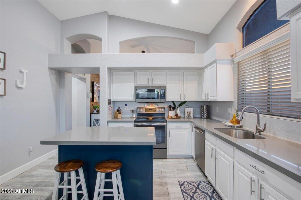 3509 W WHISPERING WIND Drive