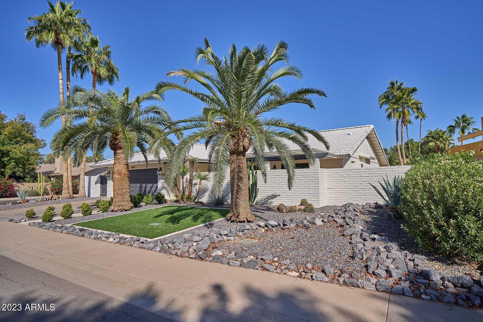 8430 E Via De Encanto