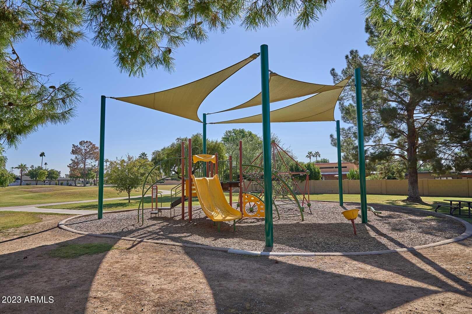 8430 E Via De Encanto