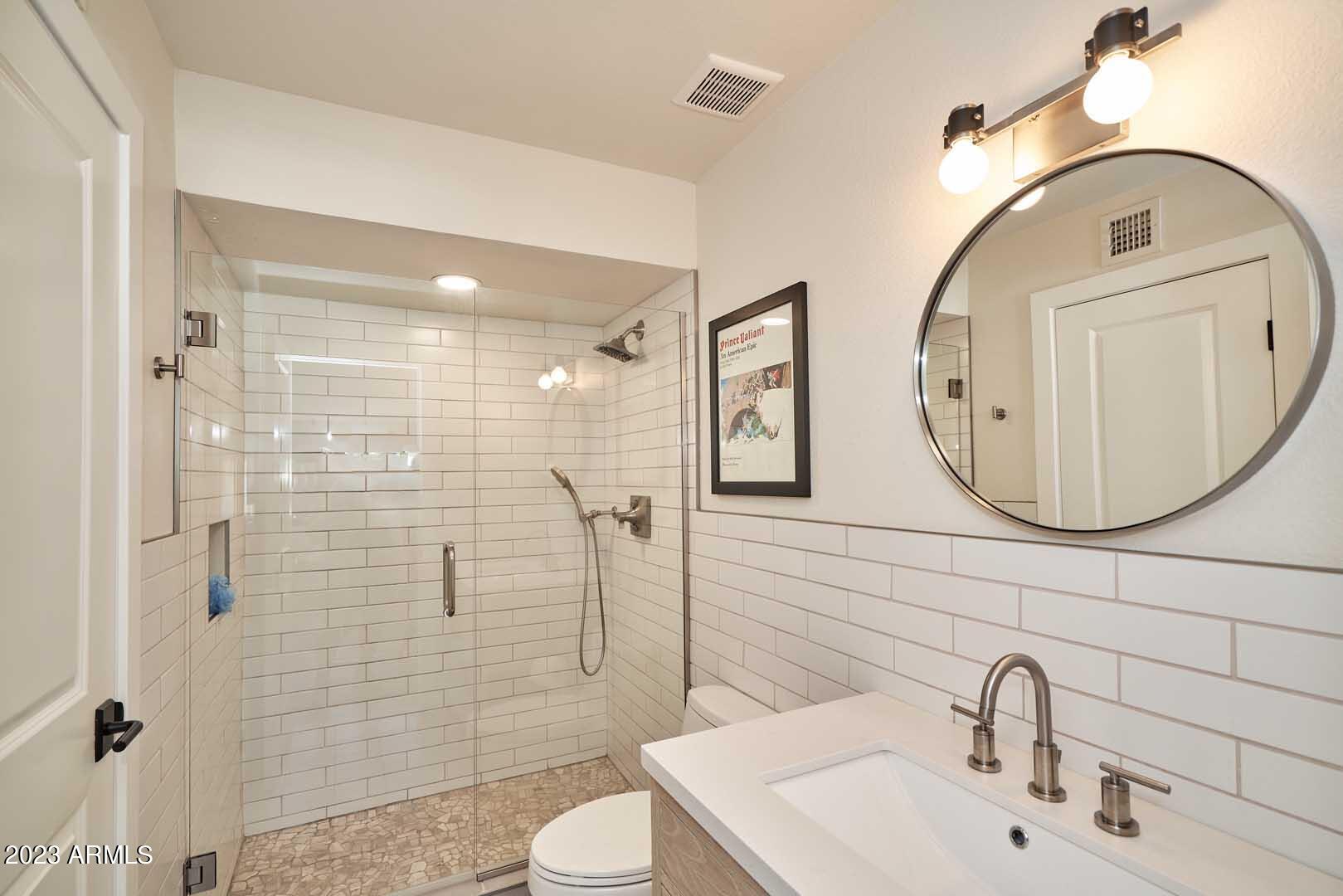 8430 E Via De Encanto