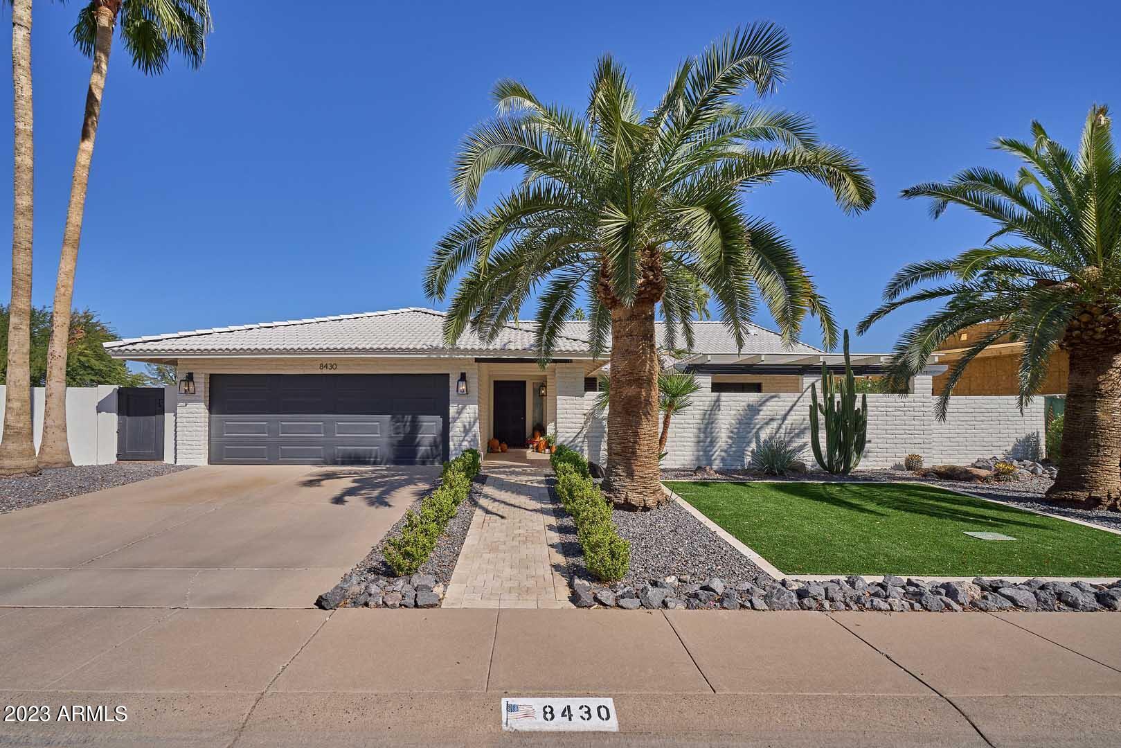 8430 E Via De Encanto