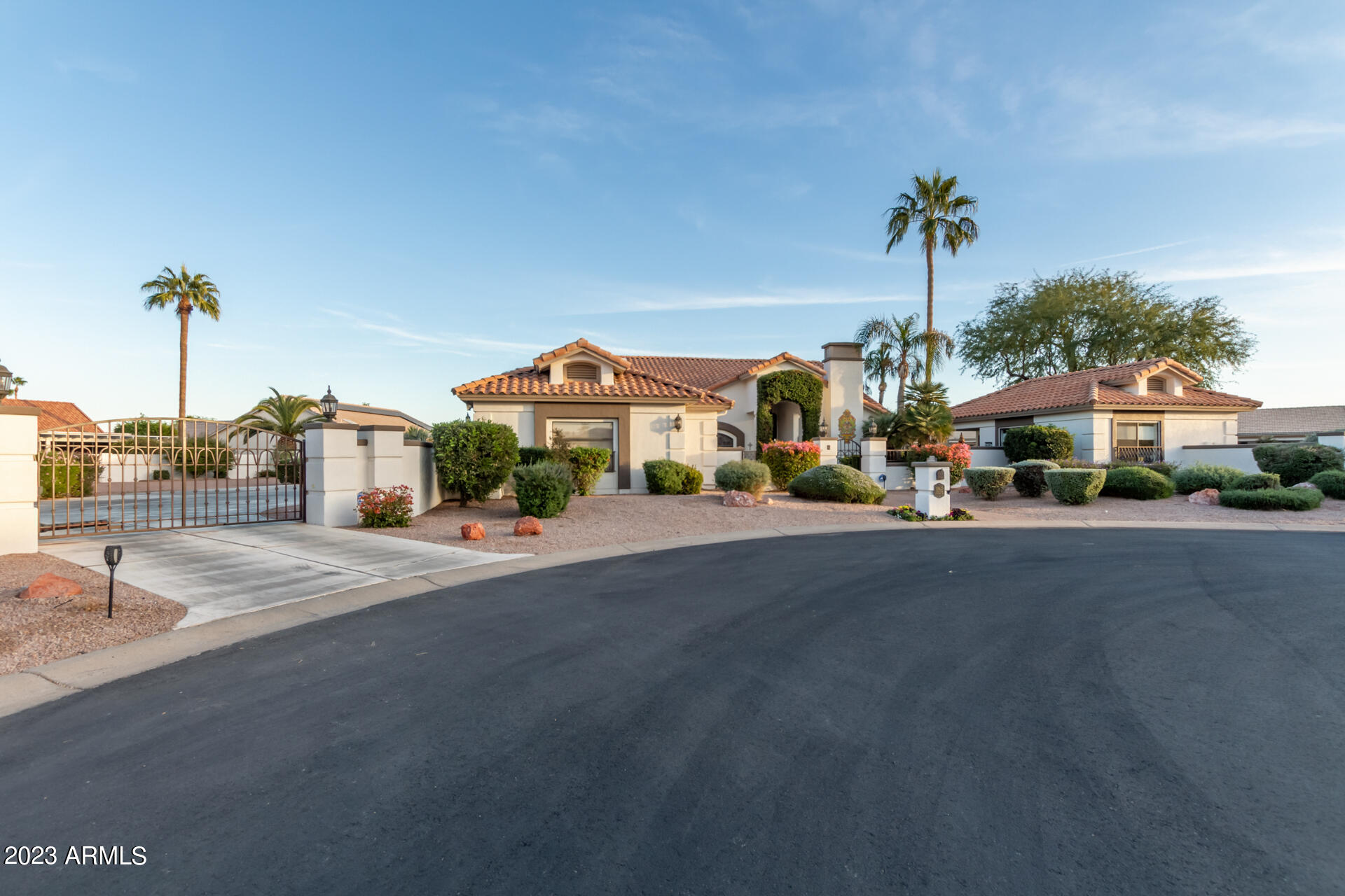 10623 E Cedar Waxwing Drive, 28