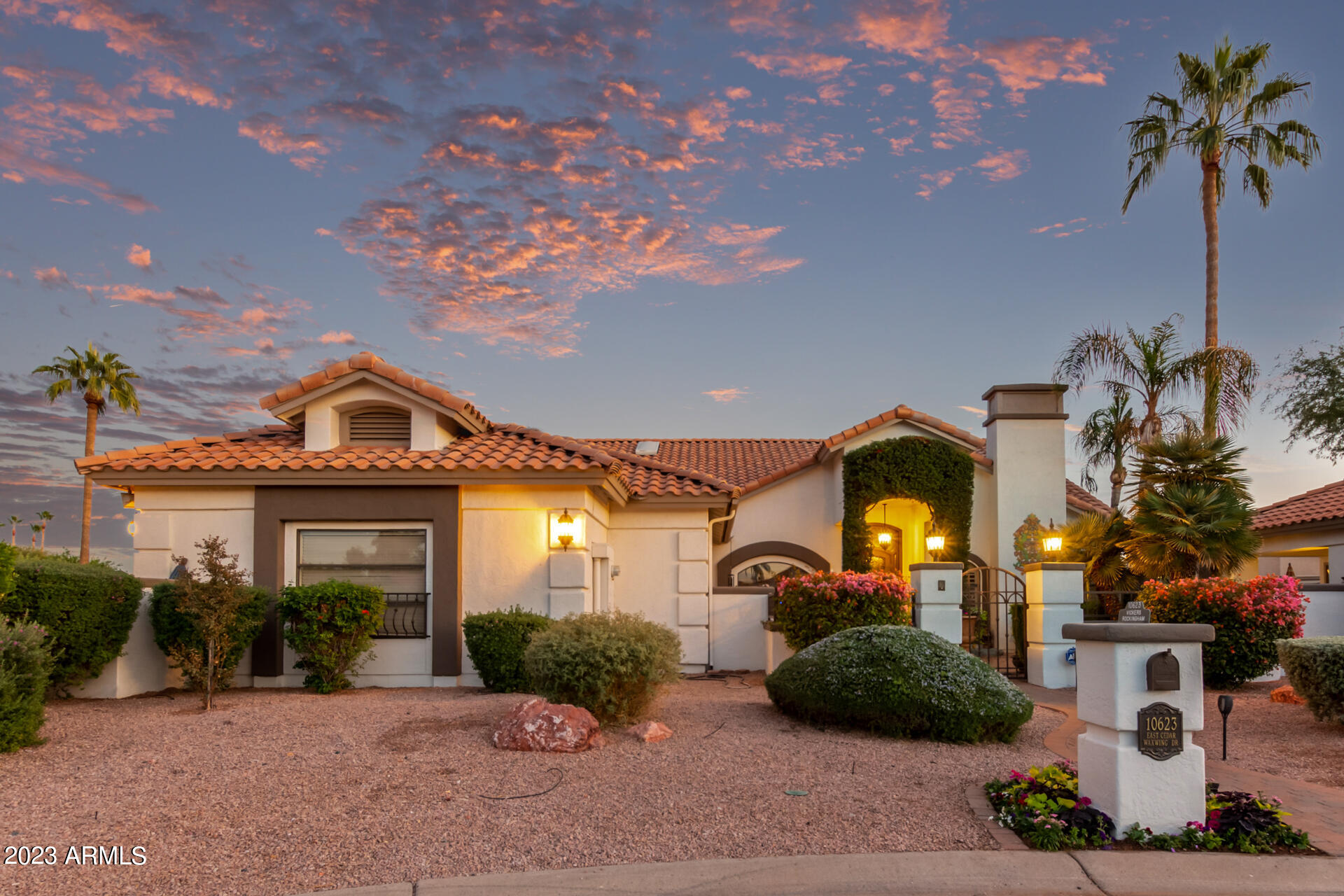 10623 E Cedar Waxwing Drive, 28