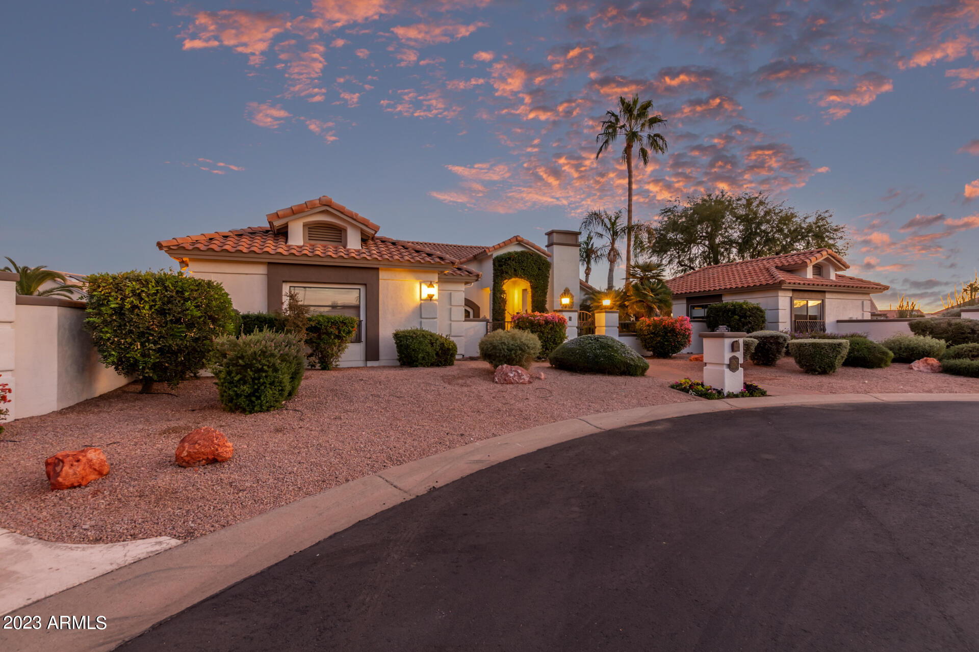 10623 E Cedar Waxwing Drive, 28