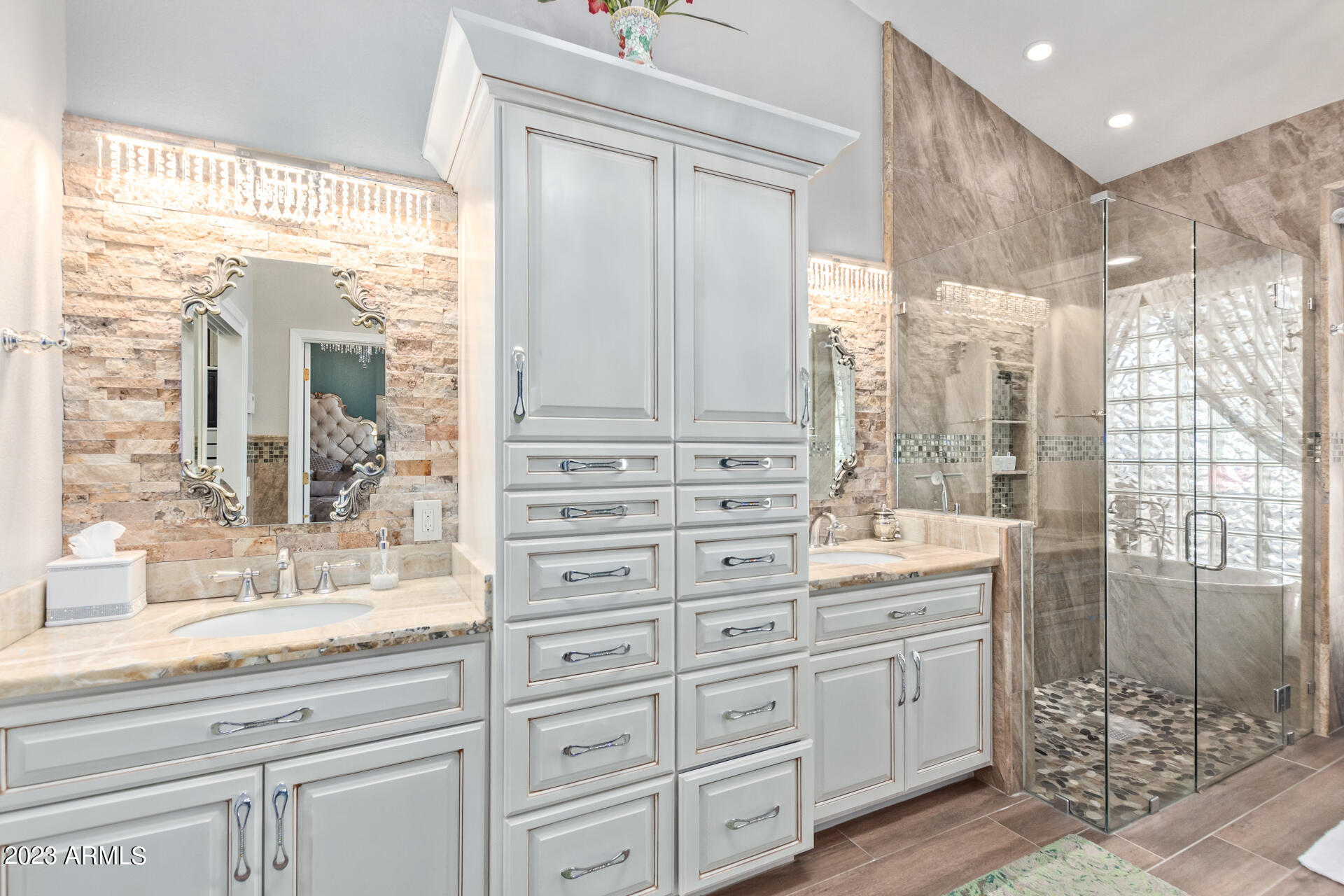10623 E Cedar Waxwing Drive, 28