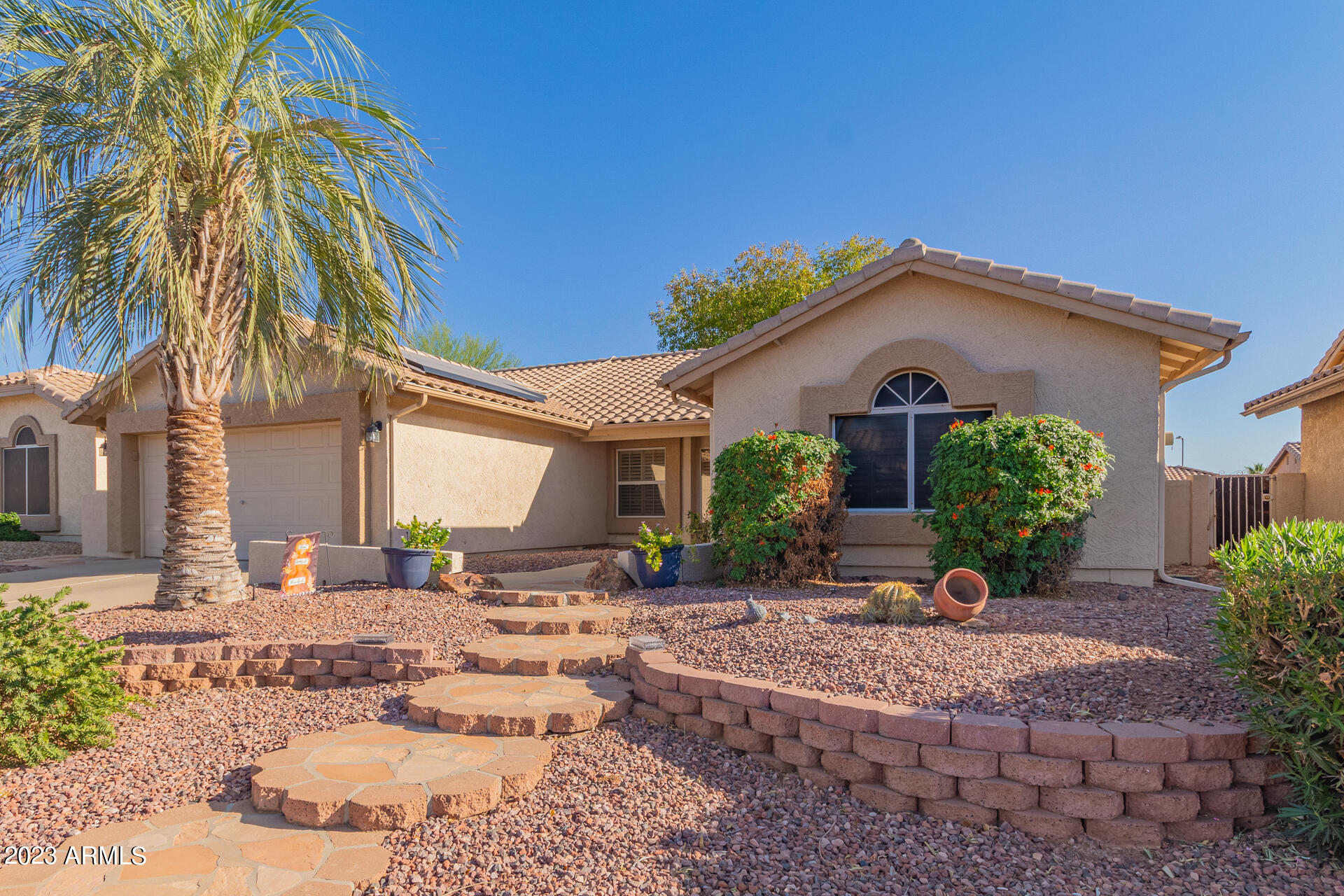 8517 W ROSEMONTE Drive