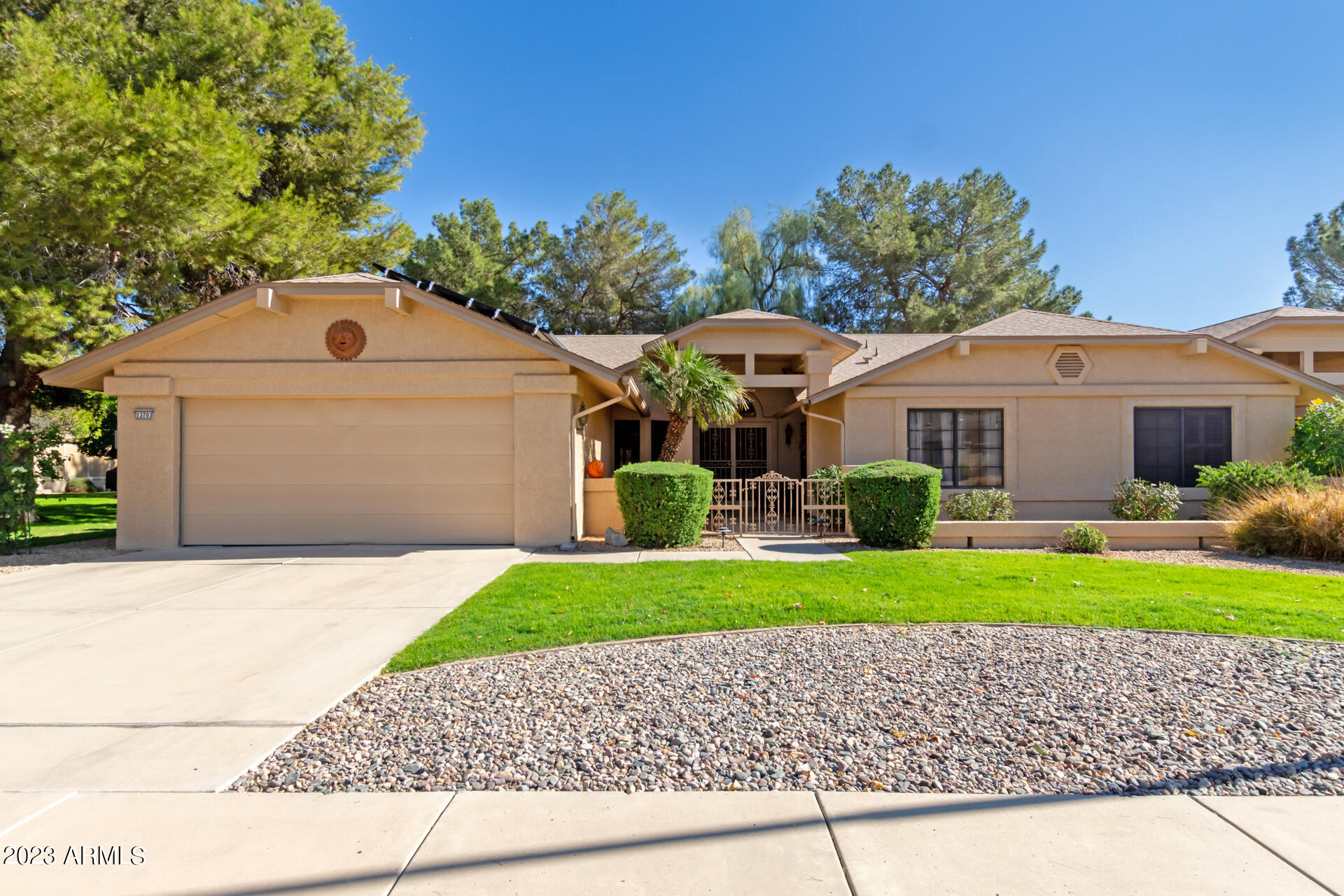 13703 W GREENVIEW Drive