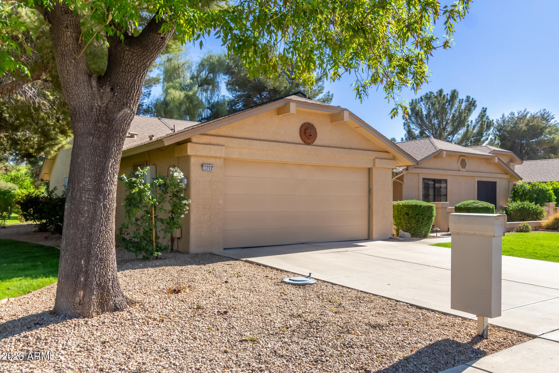 13703 W GREENVIEW Drive
