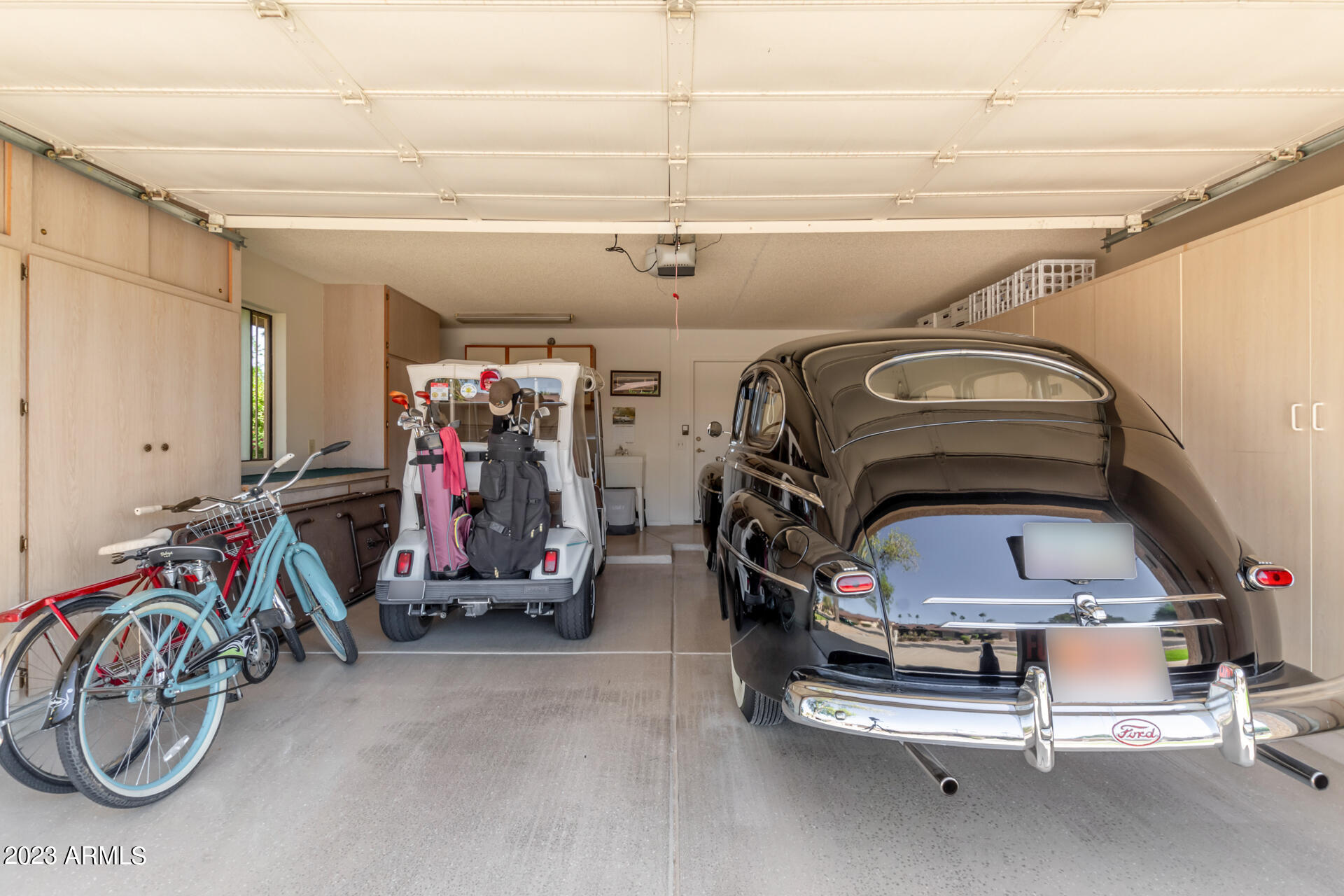 13703 W GREENVIEW Drive