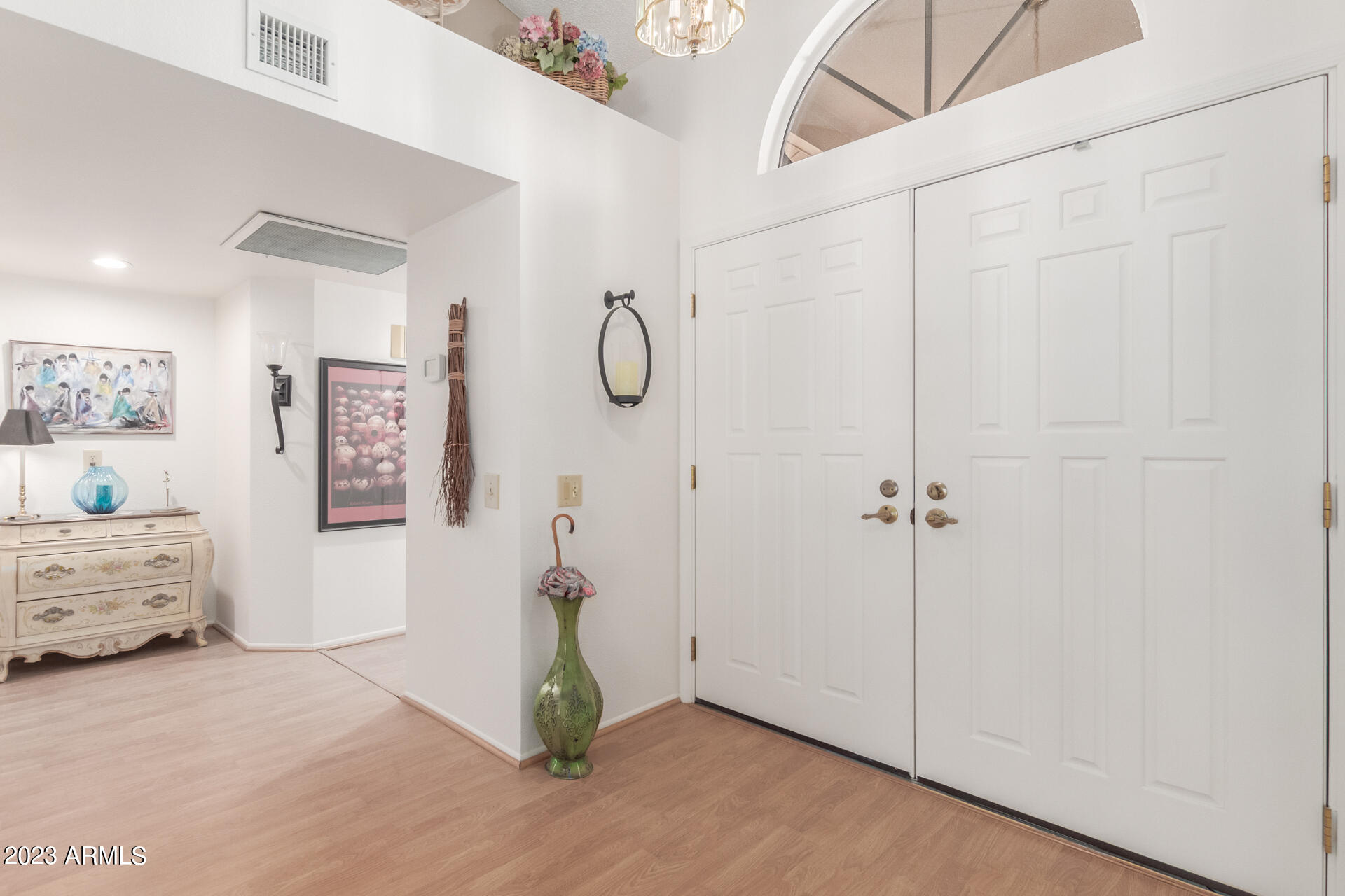 13703 W GREENVIEW Drive