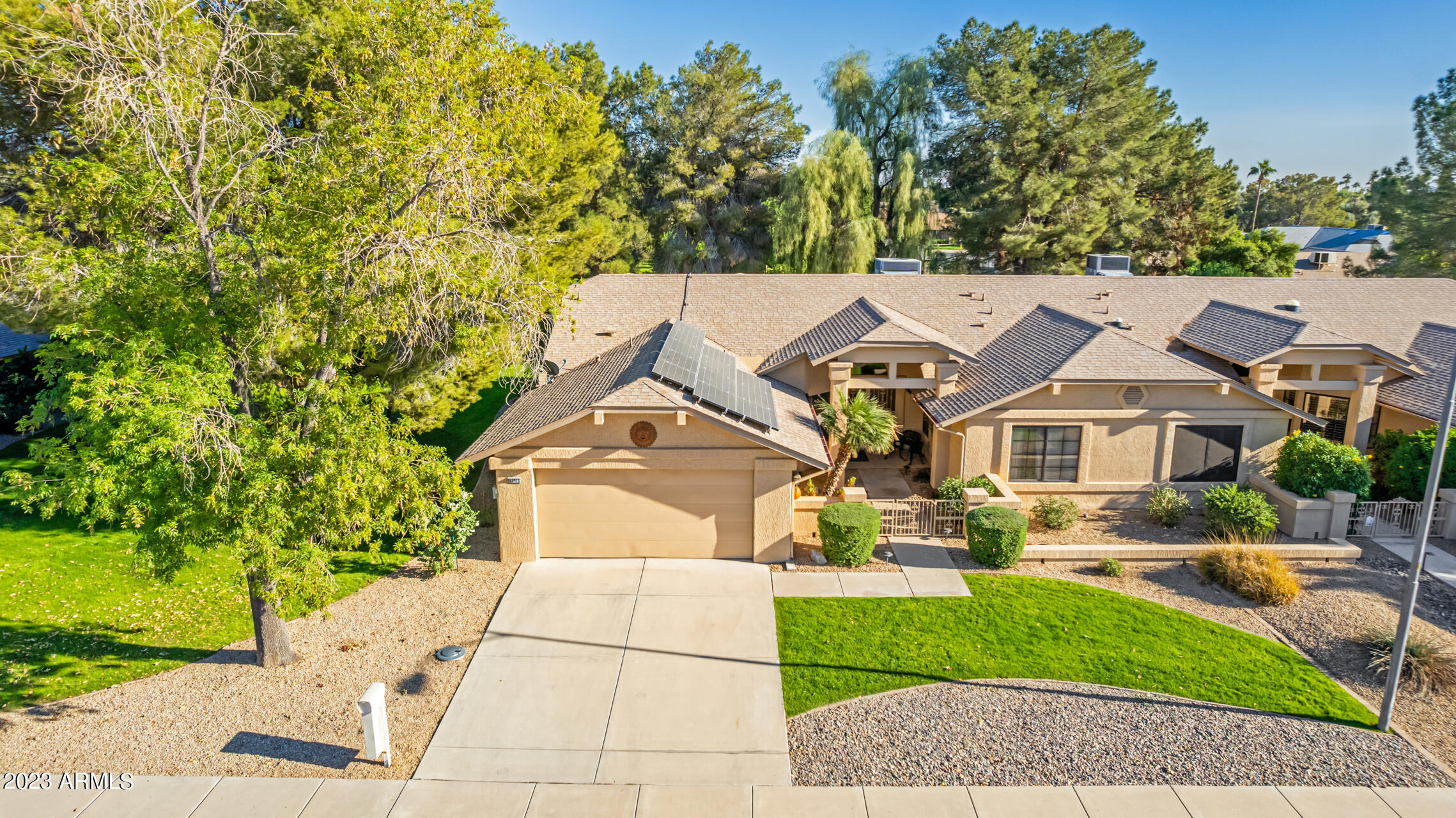 13703 W GREENVIEW Drive
