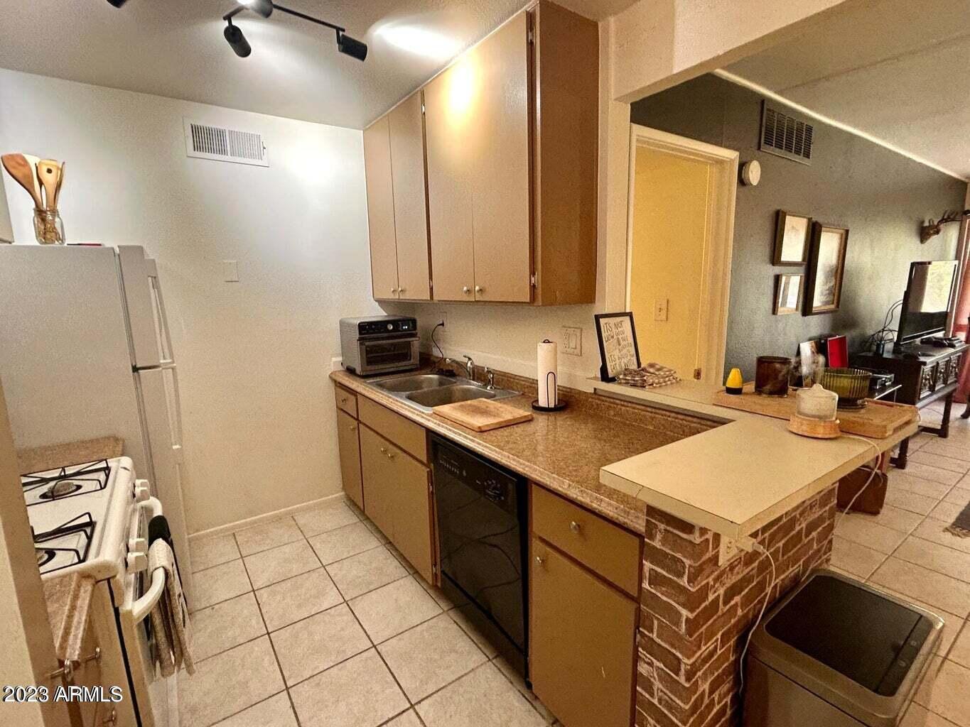 6560 N 17TH Avenue # 235