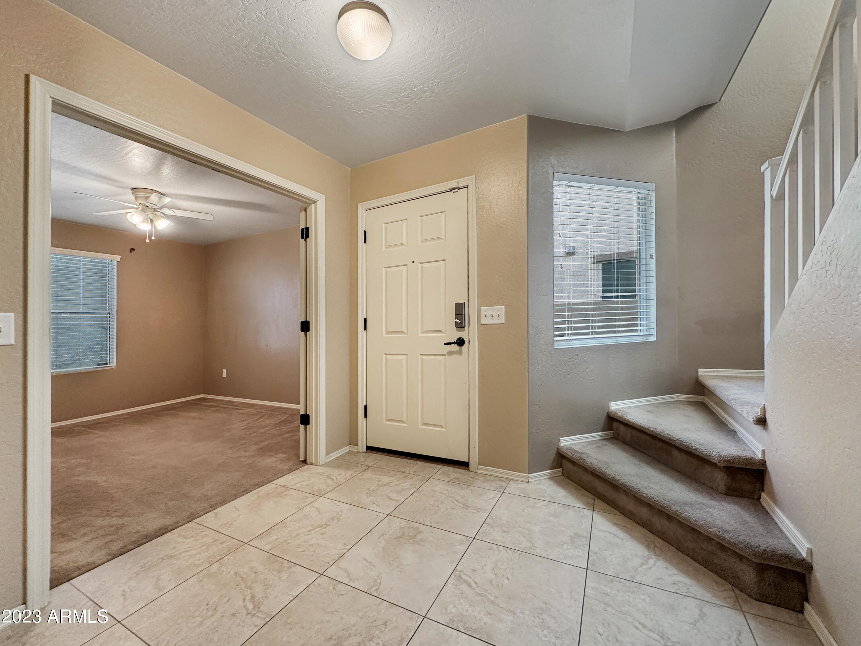 6058 N FLORENCE Avenue