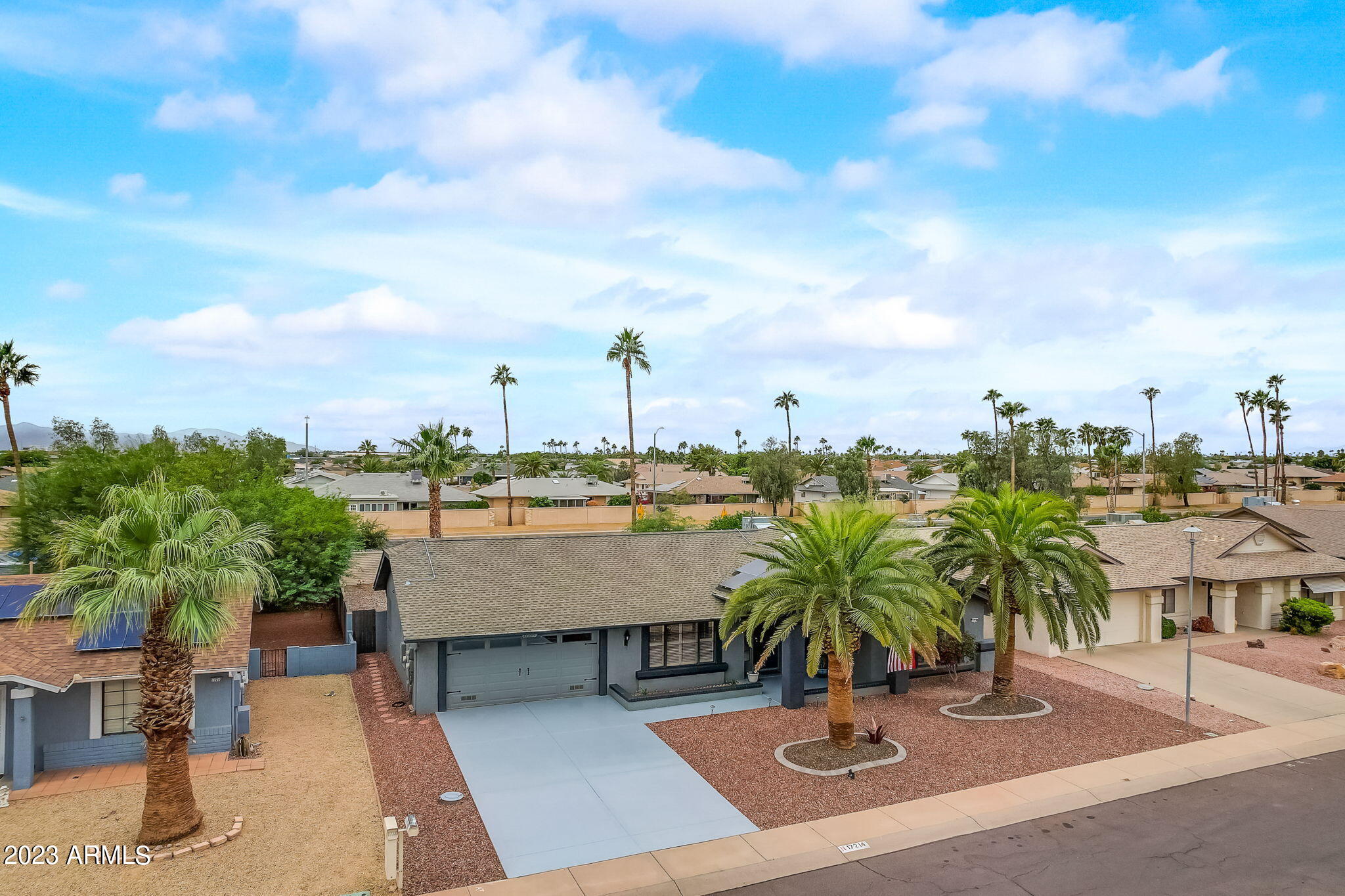 17214 N DESERT GLEN Drive