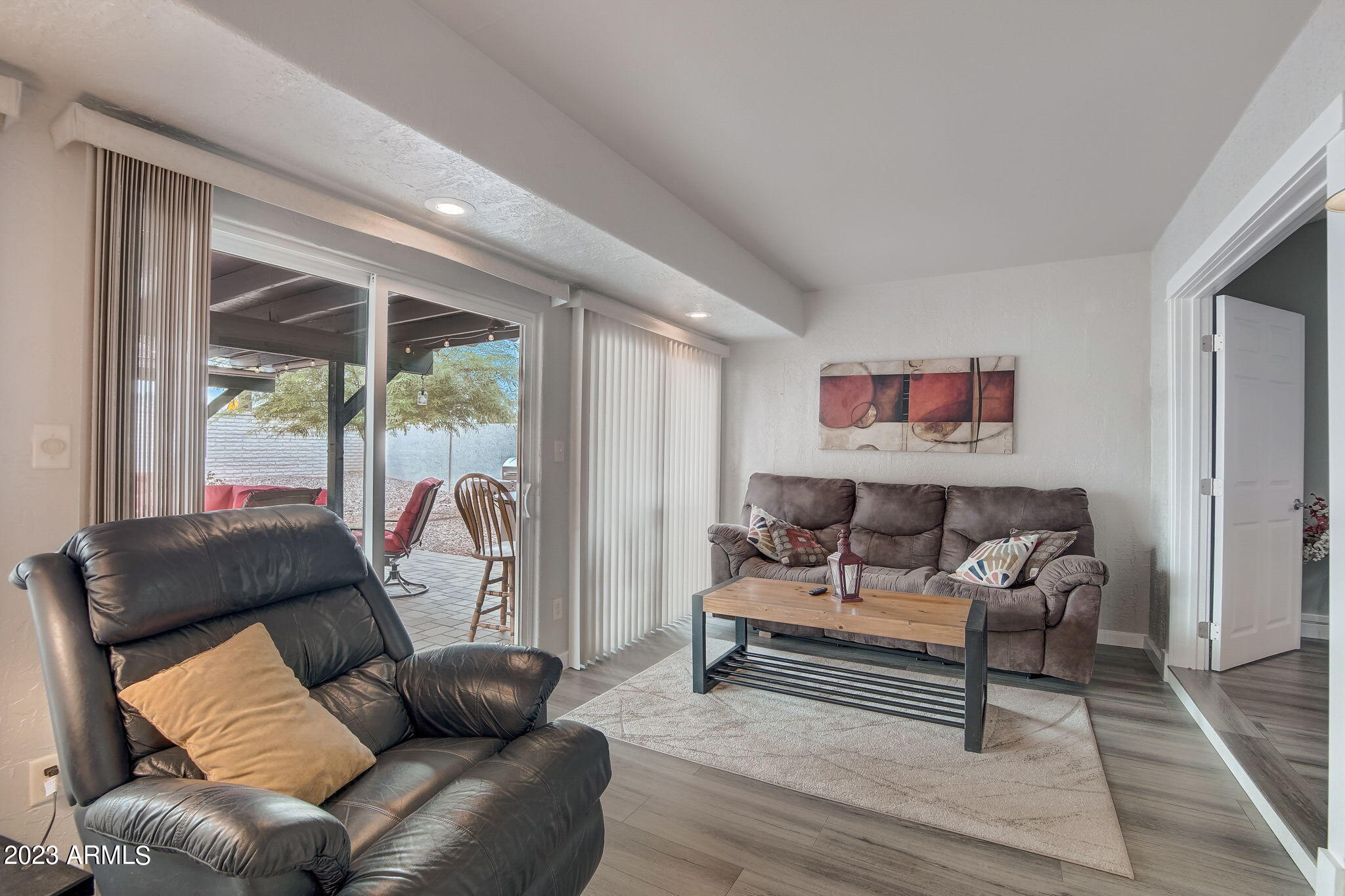 17214 N DESERT GLEN Drive
