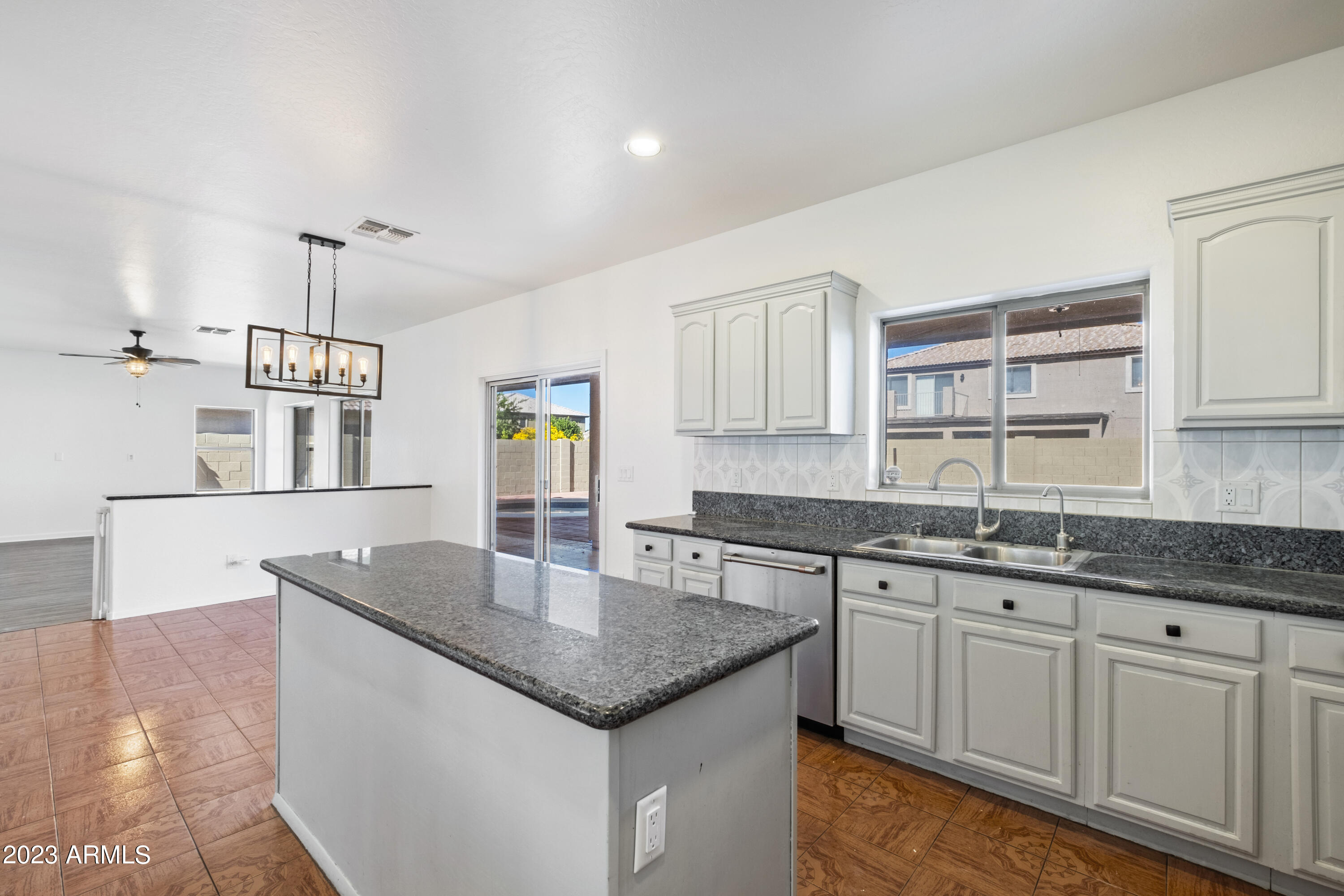 5308 W BELMONT Avenue