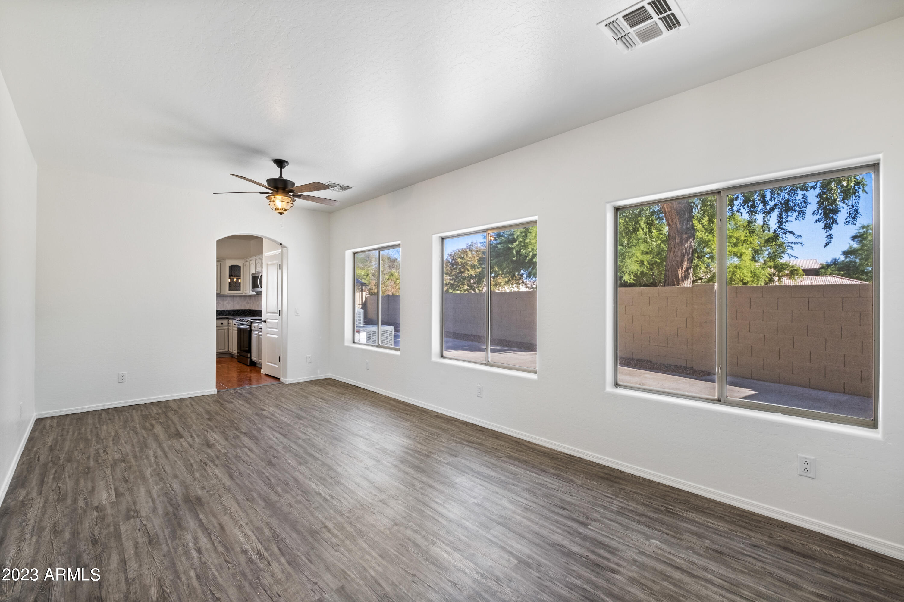 5308 W BELMONT Avenue