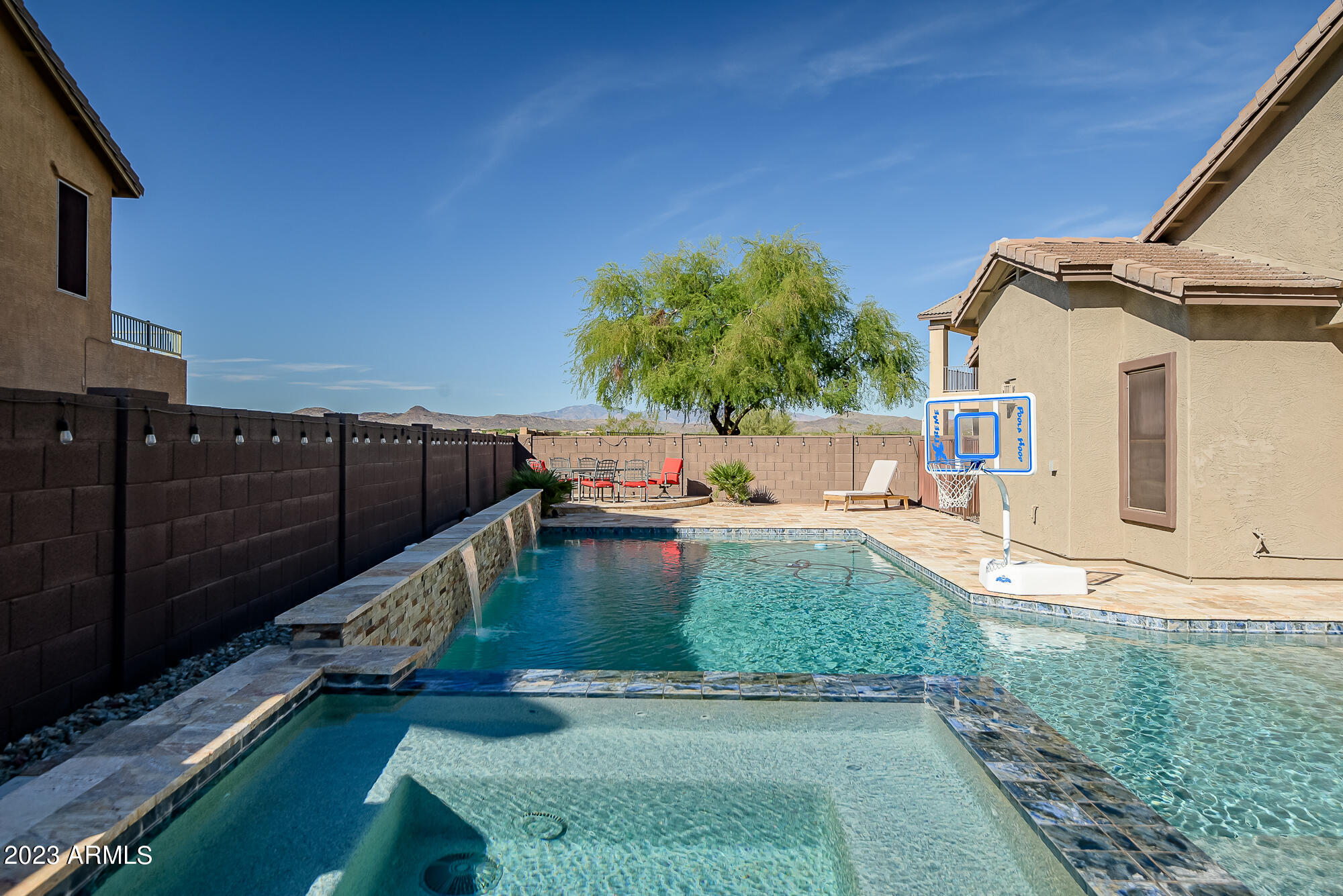 4520 W JUDSON Drive
