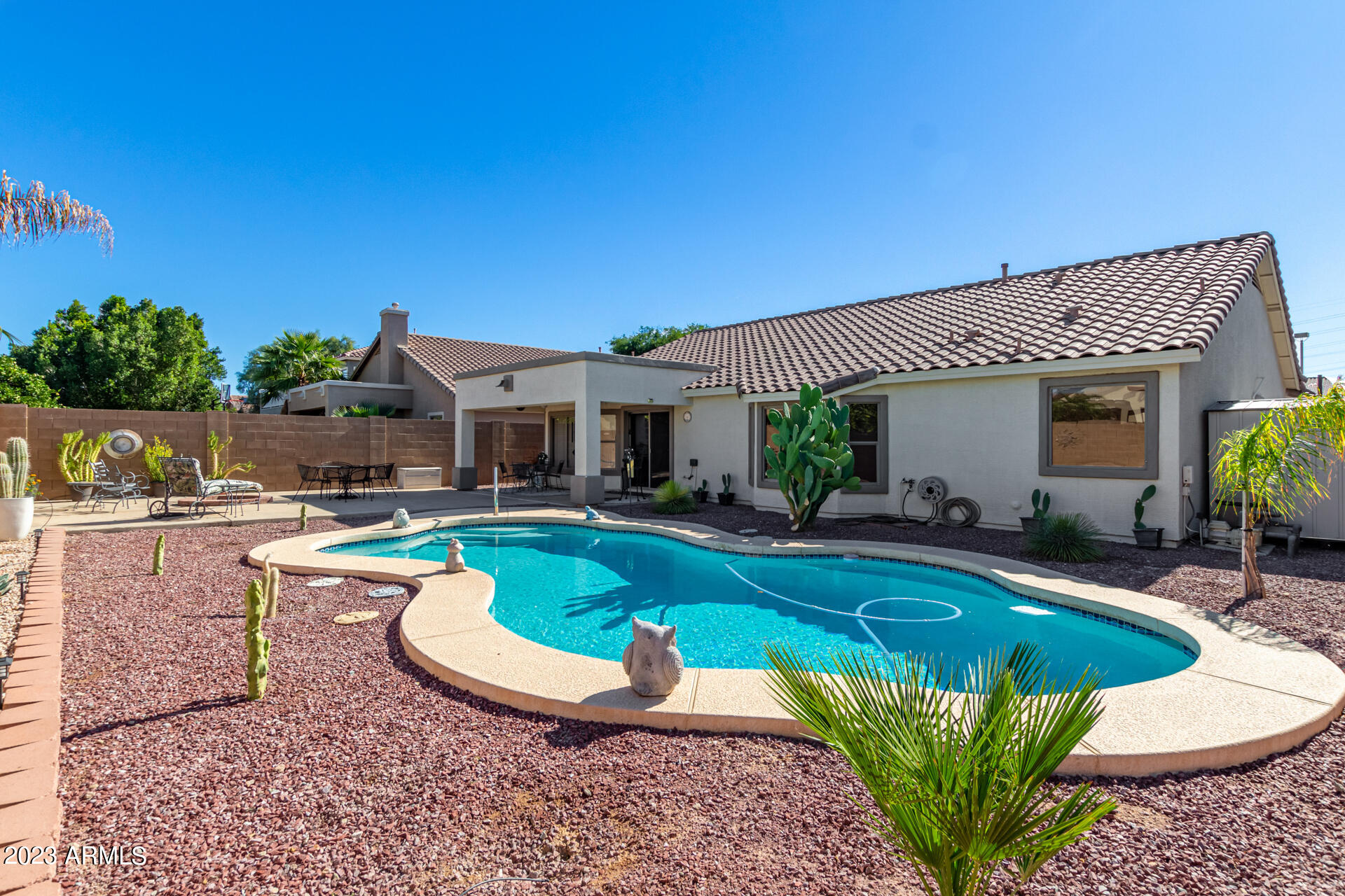 10144 E POSADA Avenue