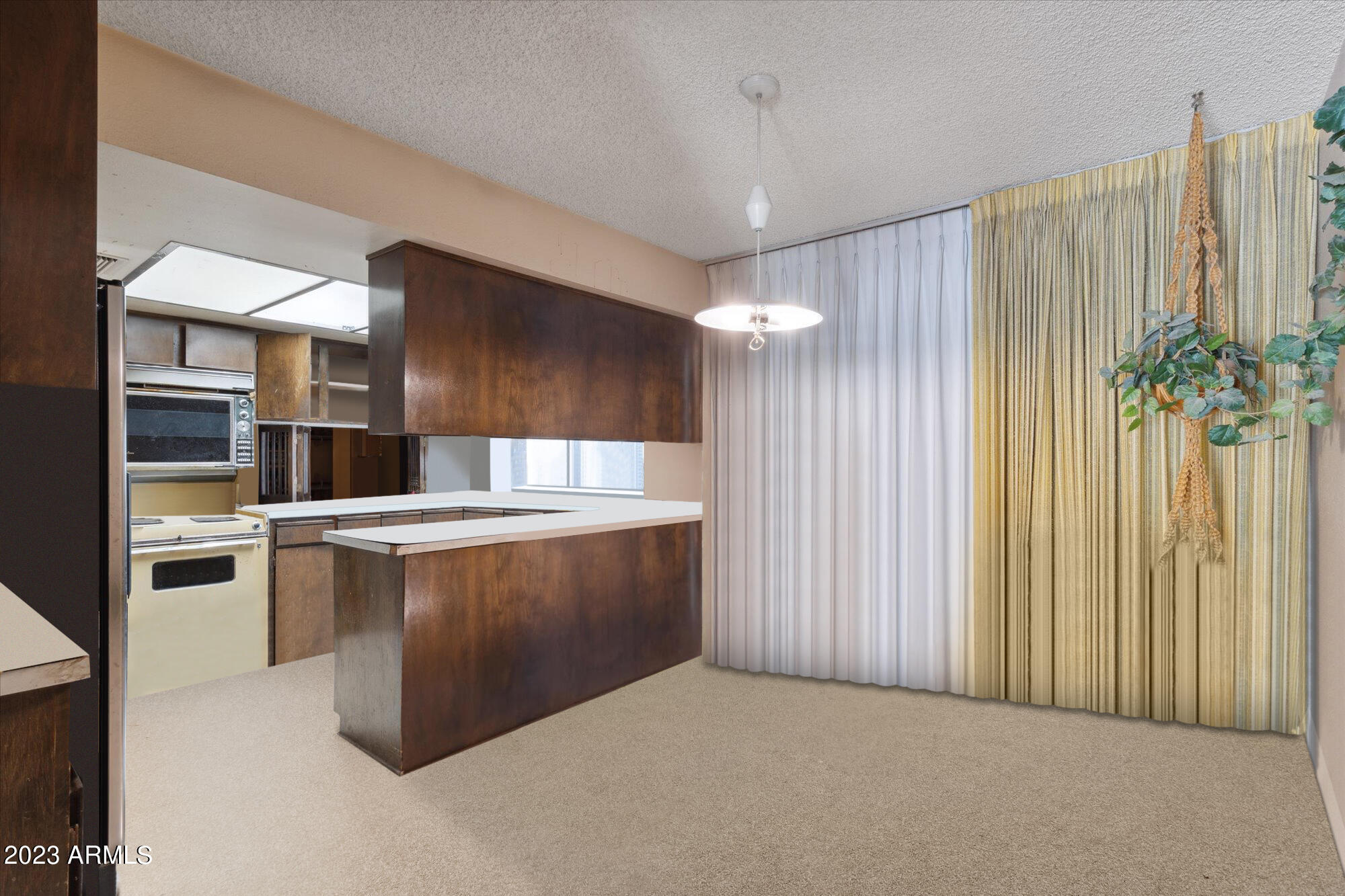 10450 N 25TH Place