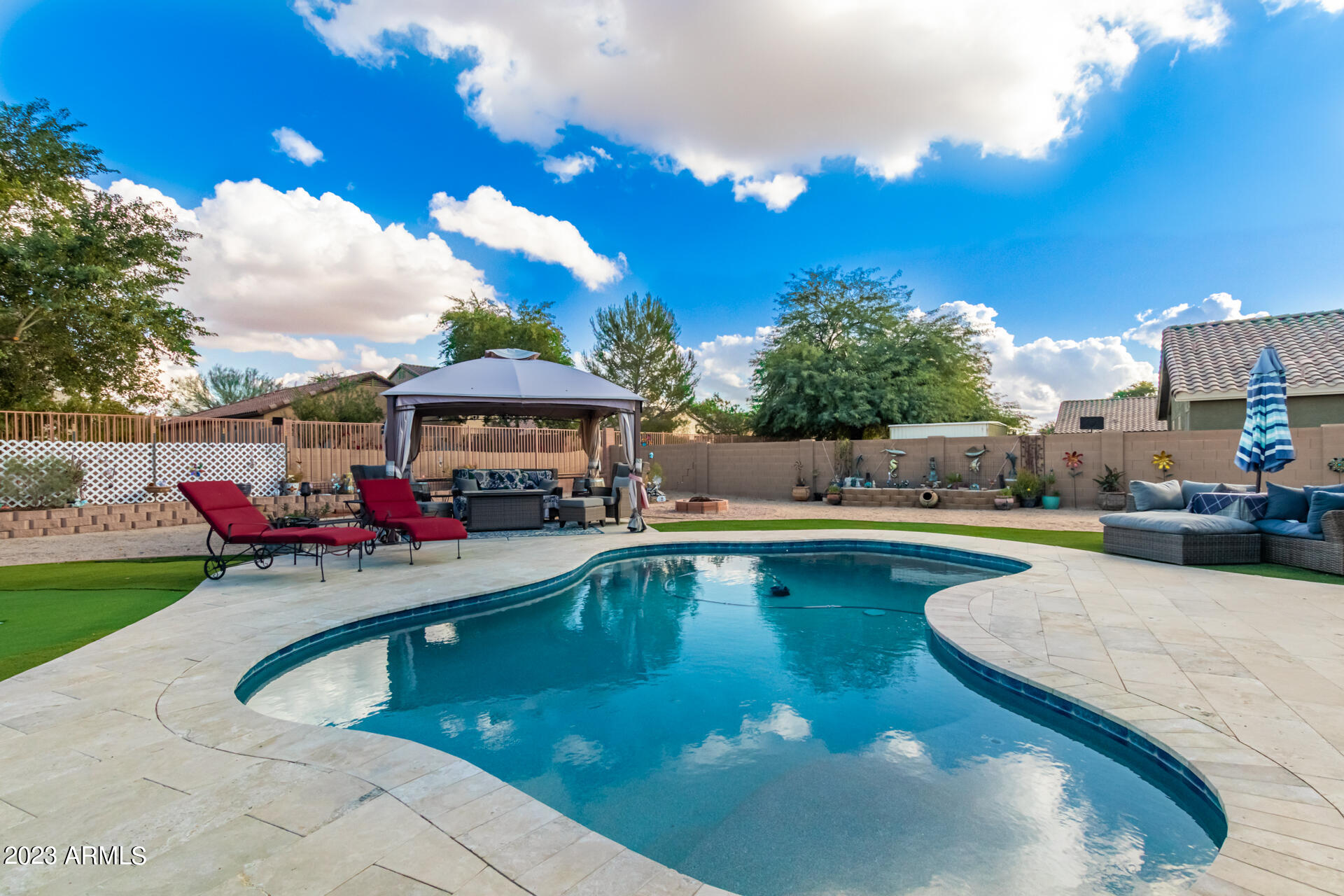 38709 N Alamo Street