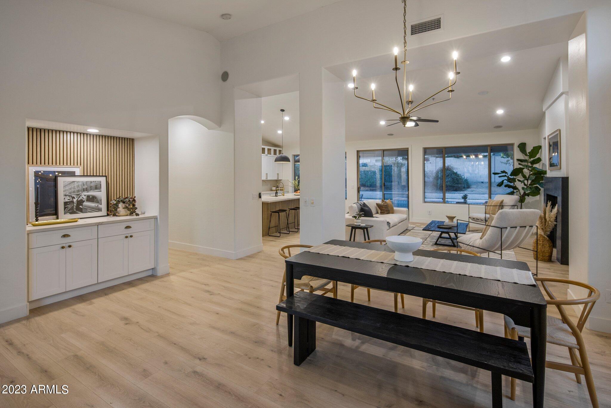 7218 E TAILFEATHER Drive