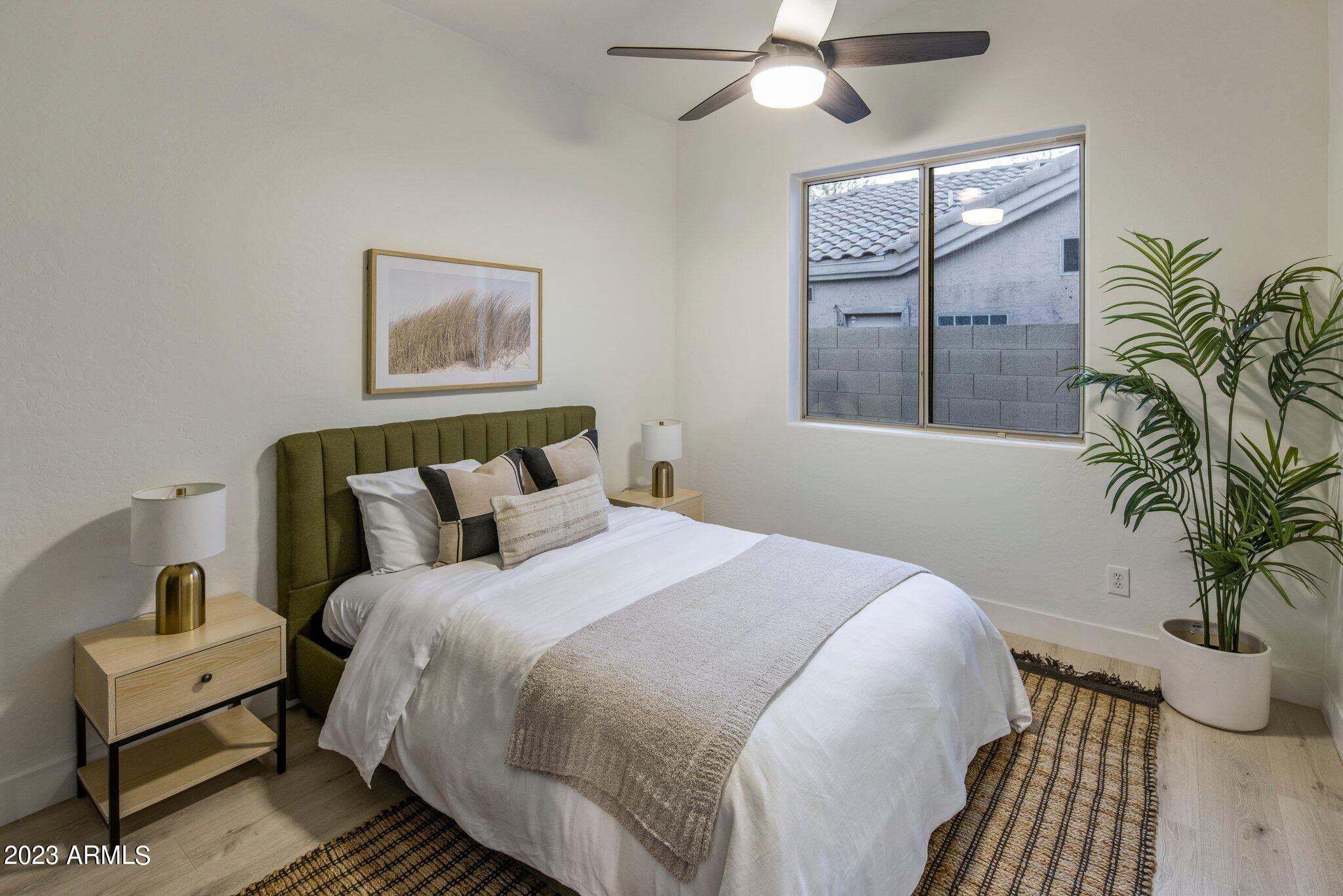 7218 E TAILFEATHER Drive