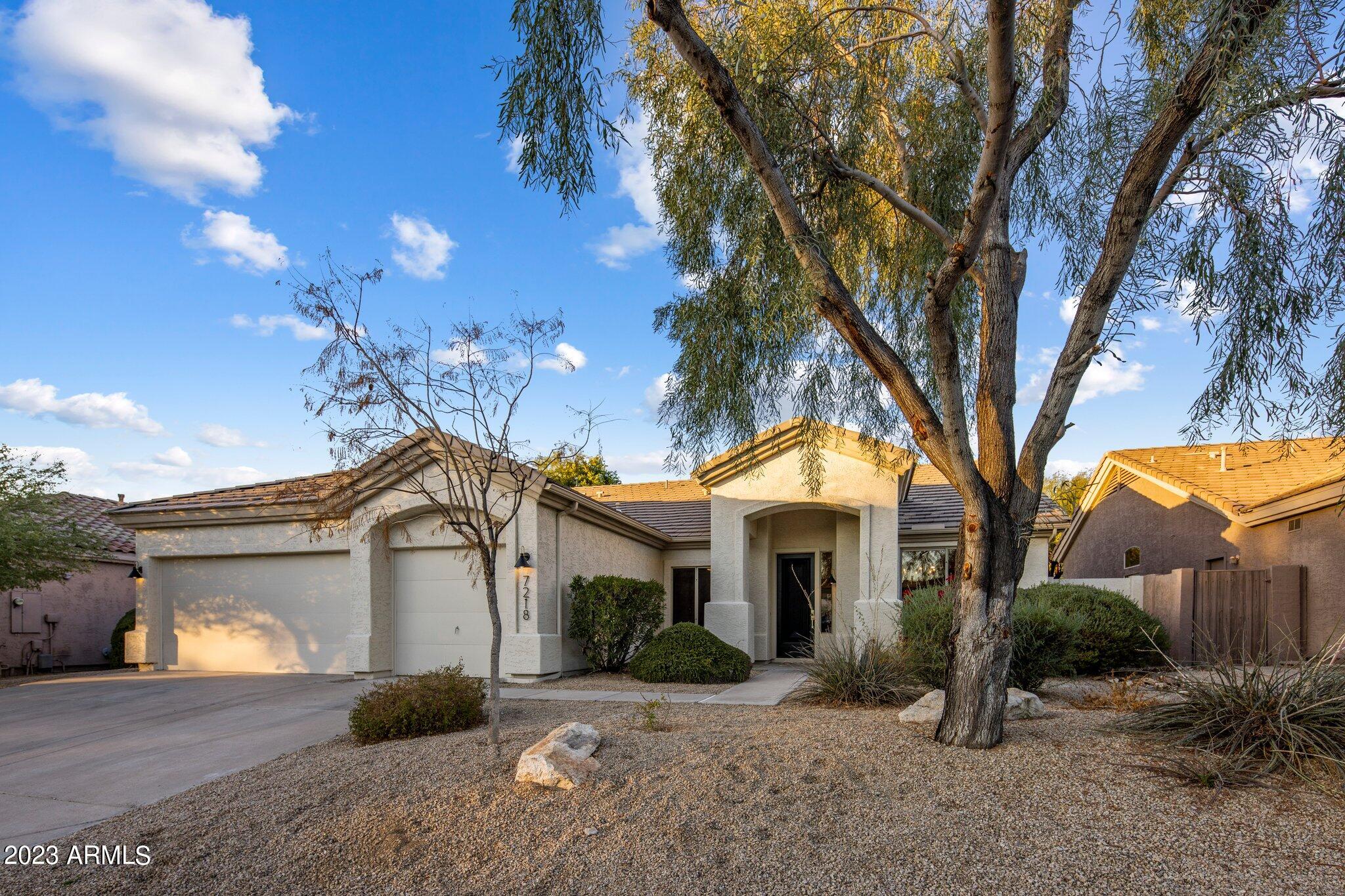 7218 E TAILFEATHER Drive