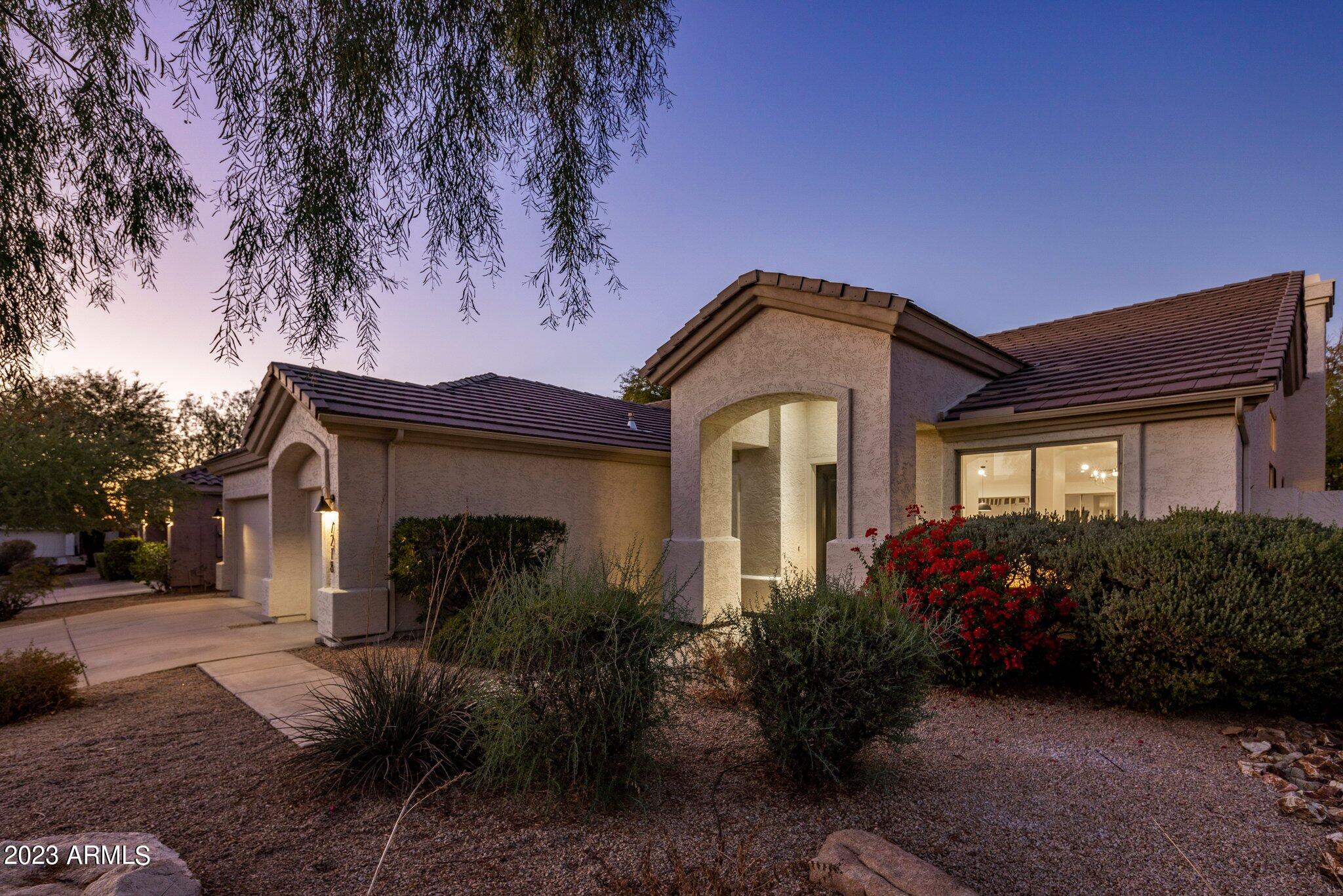 7218 E TAILFEATHER Drive