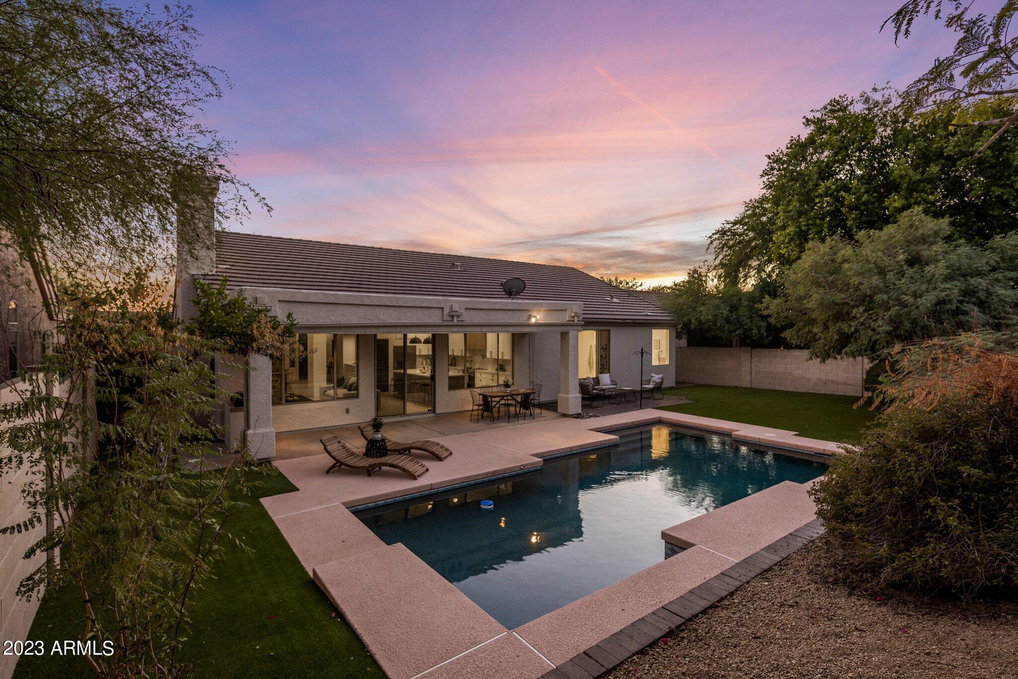 7218 E TAILFEATHER Drive