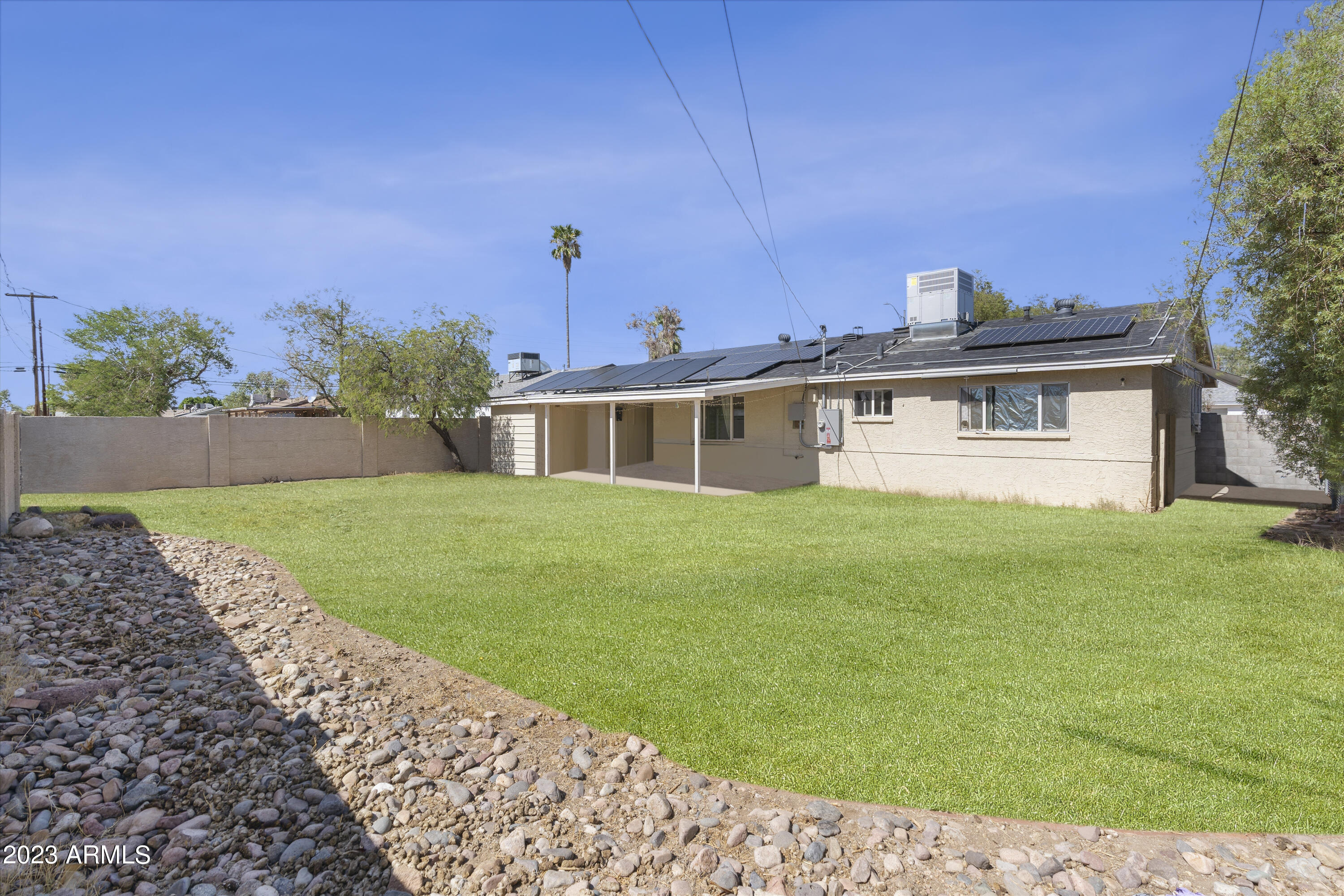 3037 W DAHLIA Drive