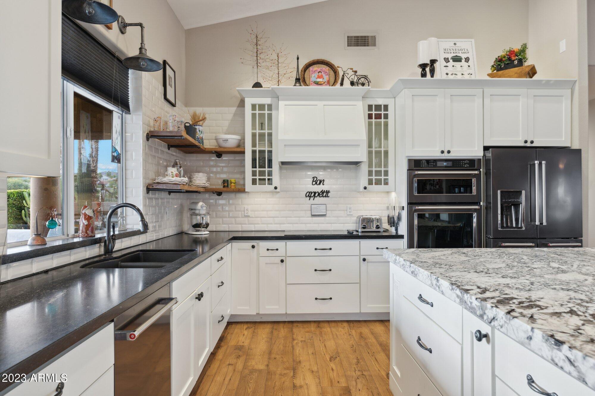 16065 E PONDEROSA Drive
