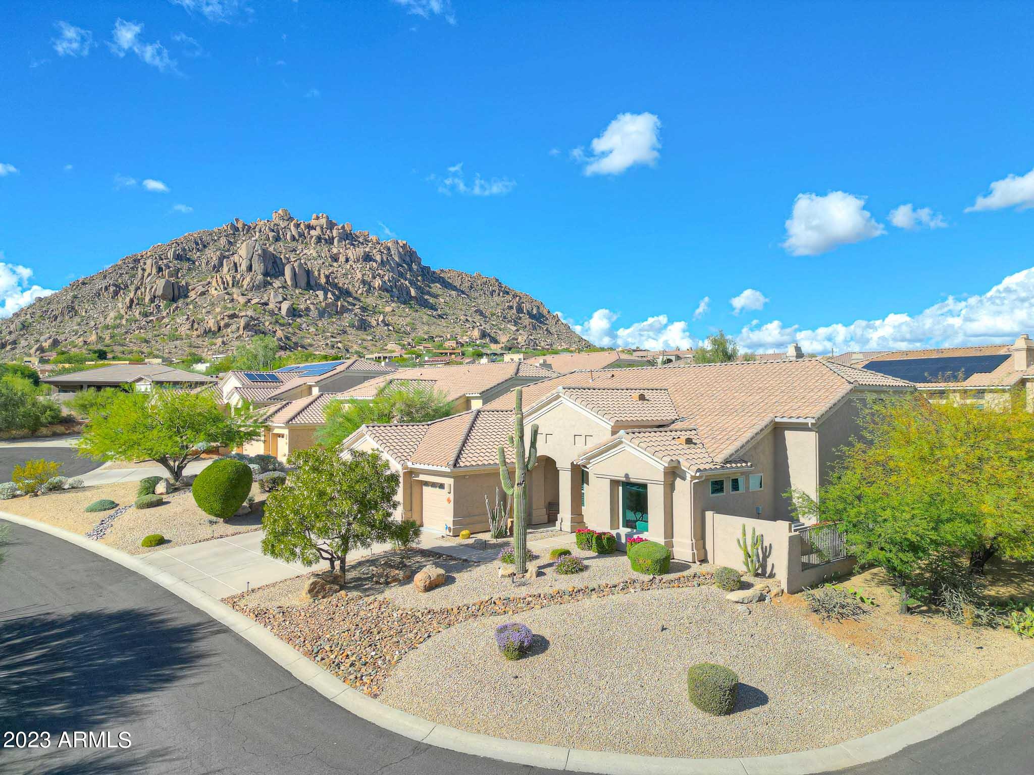11560 E DE LA O Road