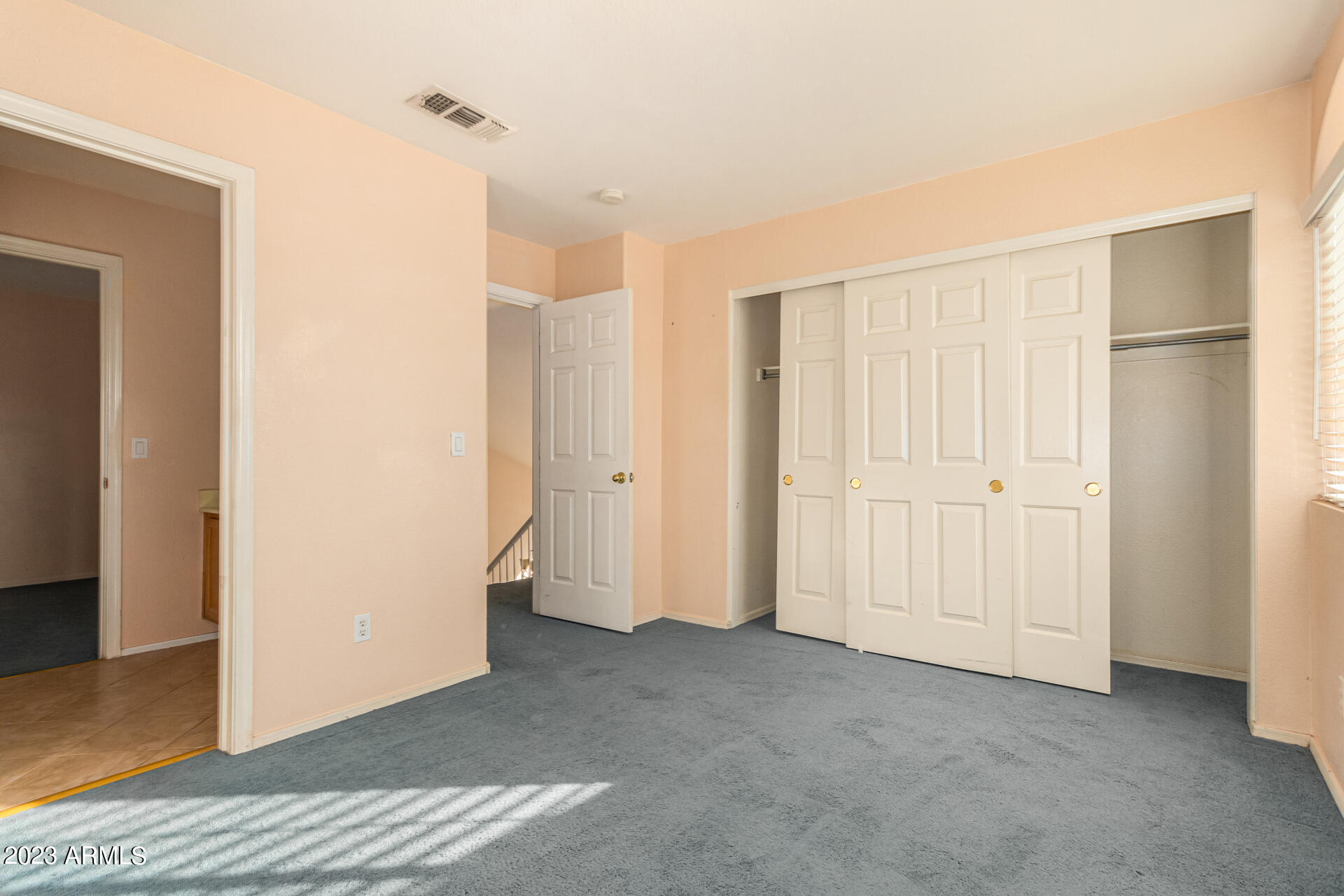 1350 W PELICAN Court