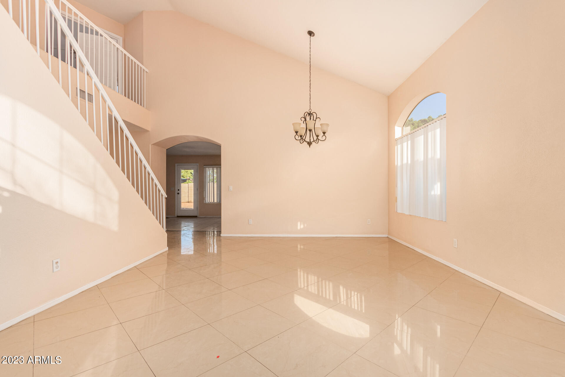 1350 W PELICAN Court