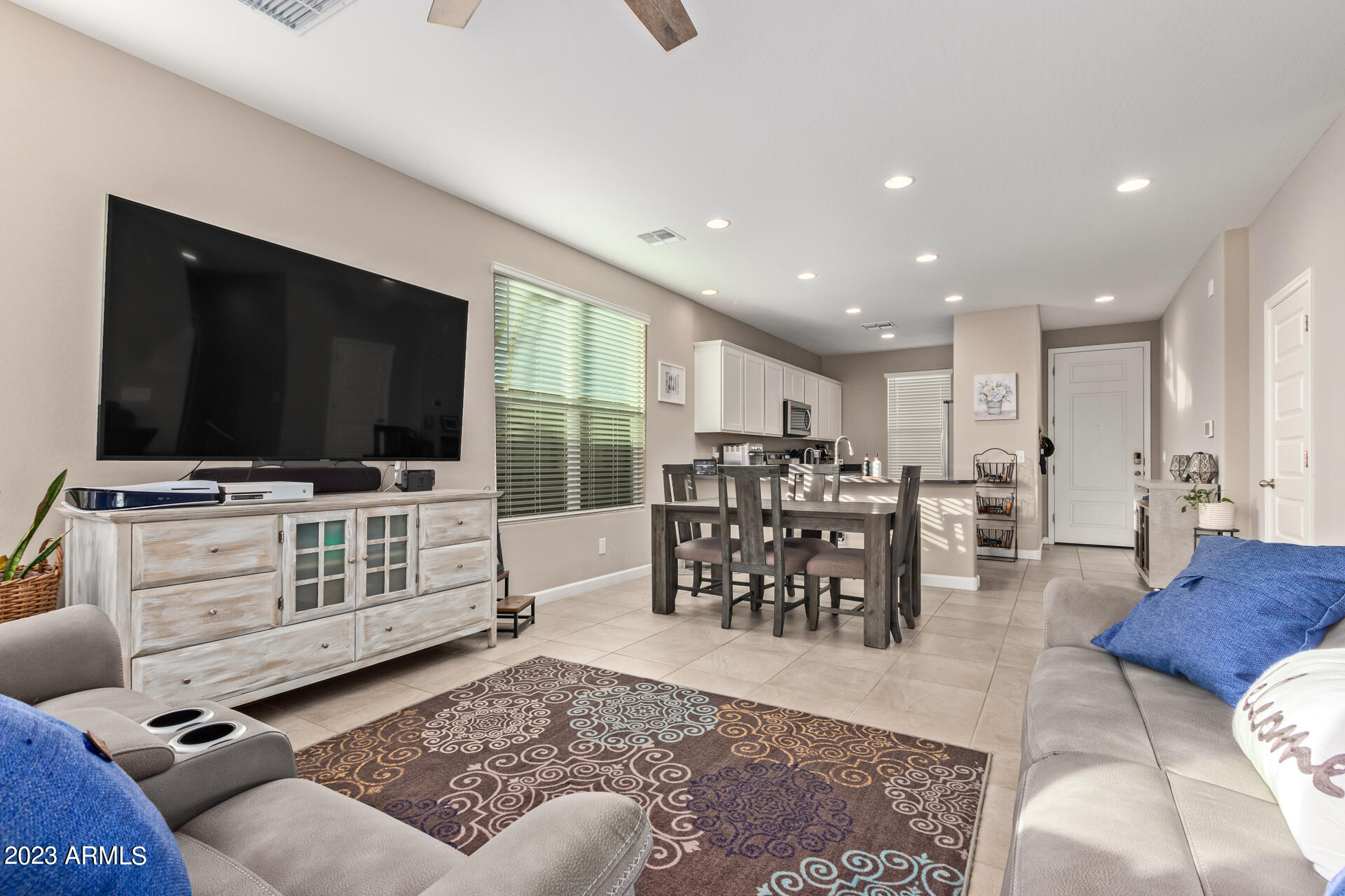 4455 W BEAUTIFUL Lane