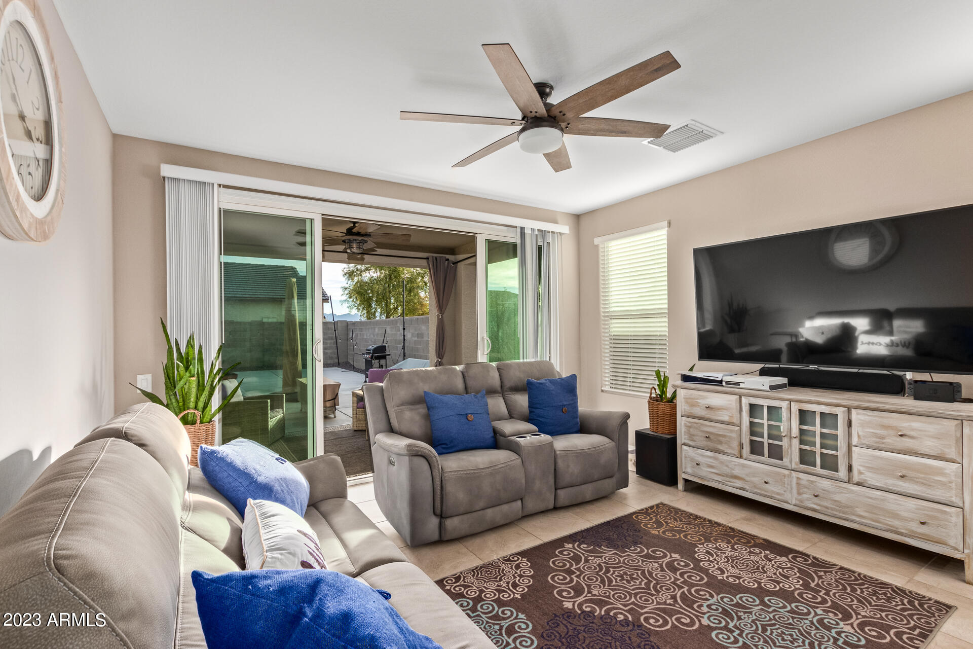 4455 W BEAUTIFUL Lane