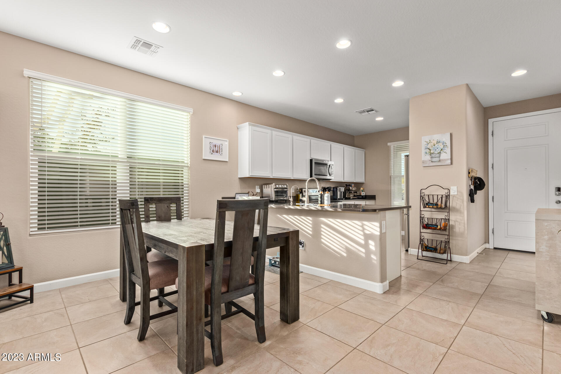 4455 W BEAUTIFUL Lane