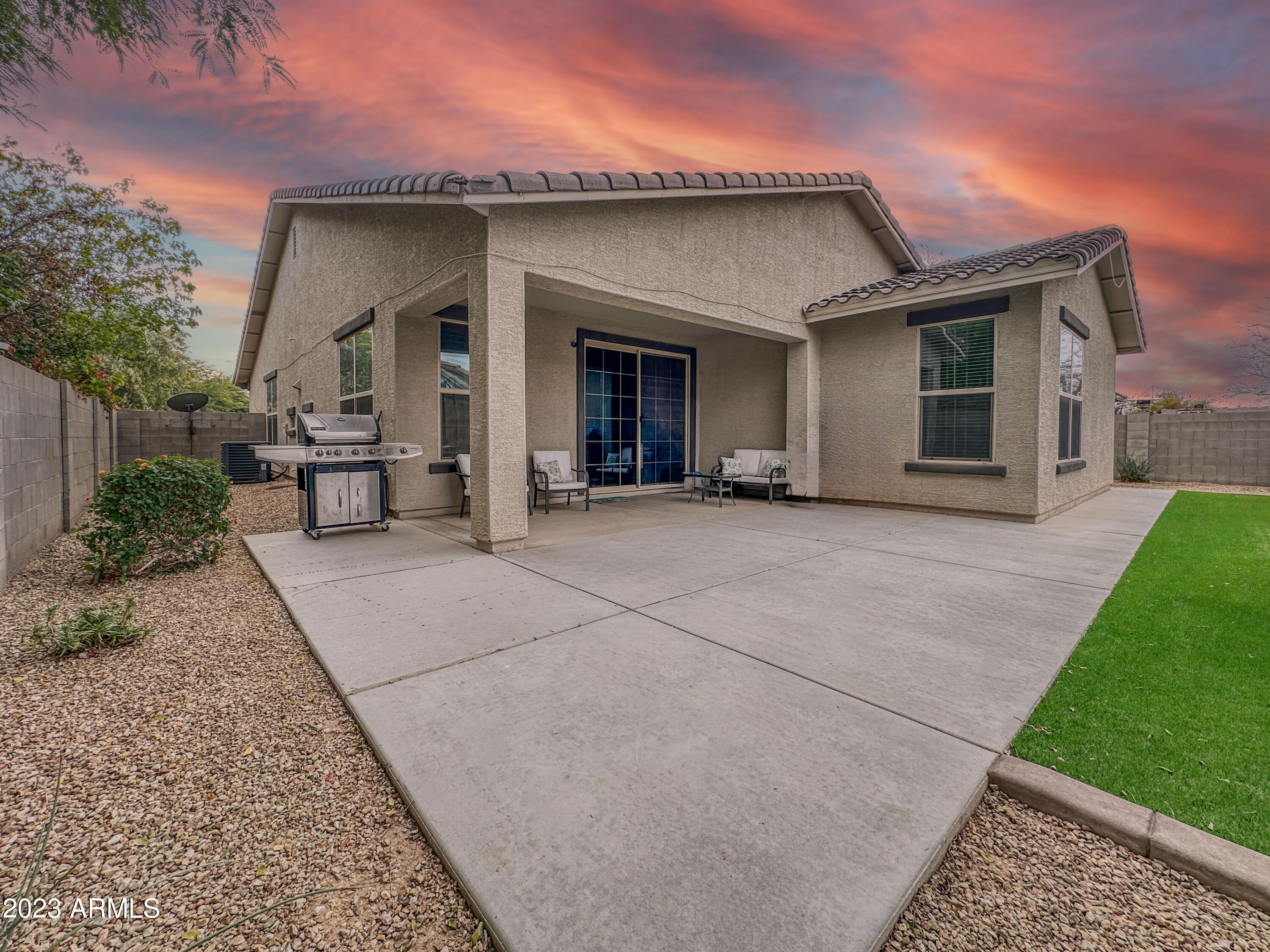 15128 W WESTVIEW Drive