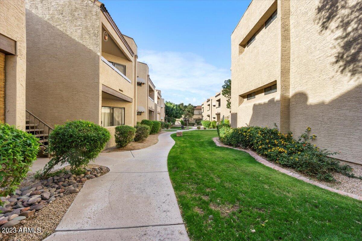 2228 N 52ND Street N # 206