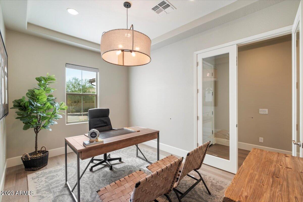 7492 E Vista Bonita Drive