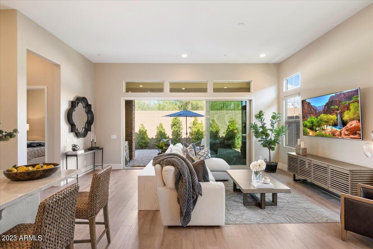 7492 E Vista Bonita Drive