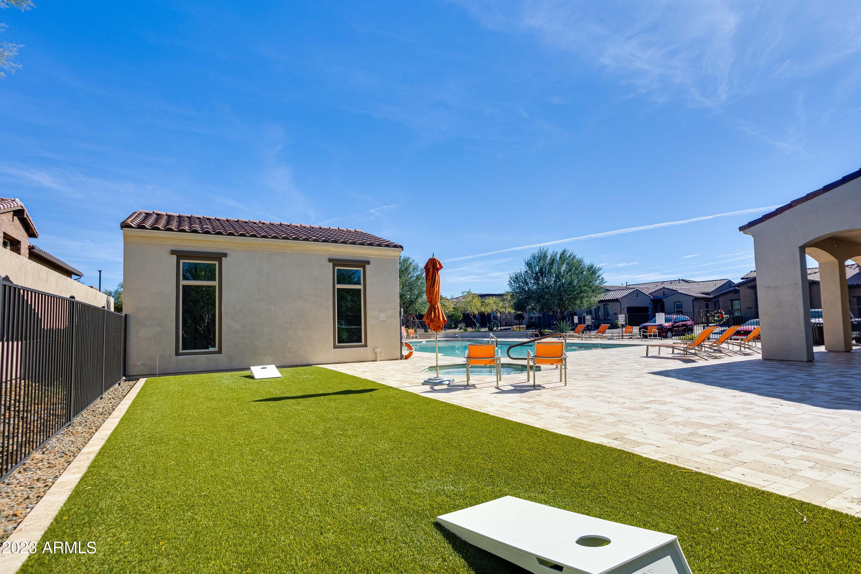 7492 E Vista Bonita Drive