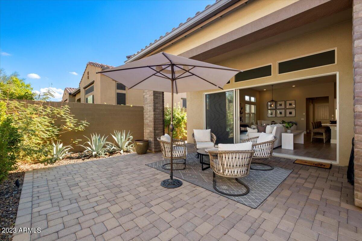 7492 E Vista Bonita Drive