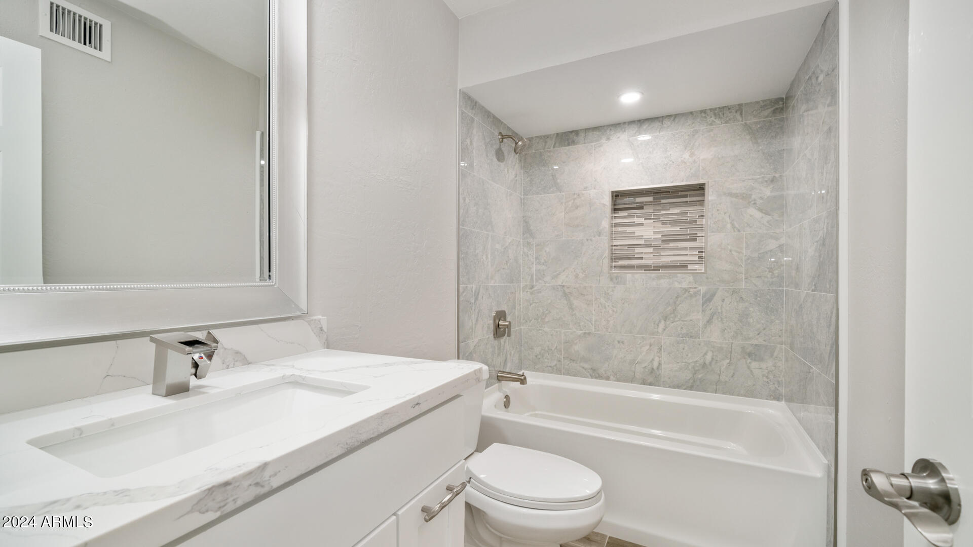 4430 W SANDRA Terrace