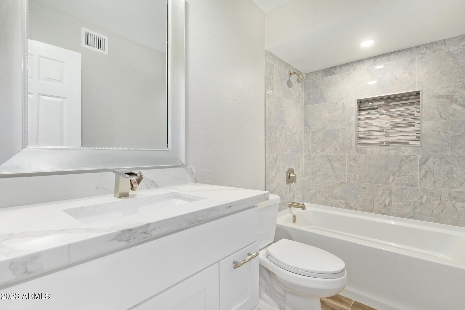 4430 W SANDRA Terrace